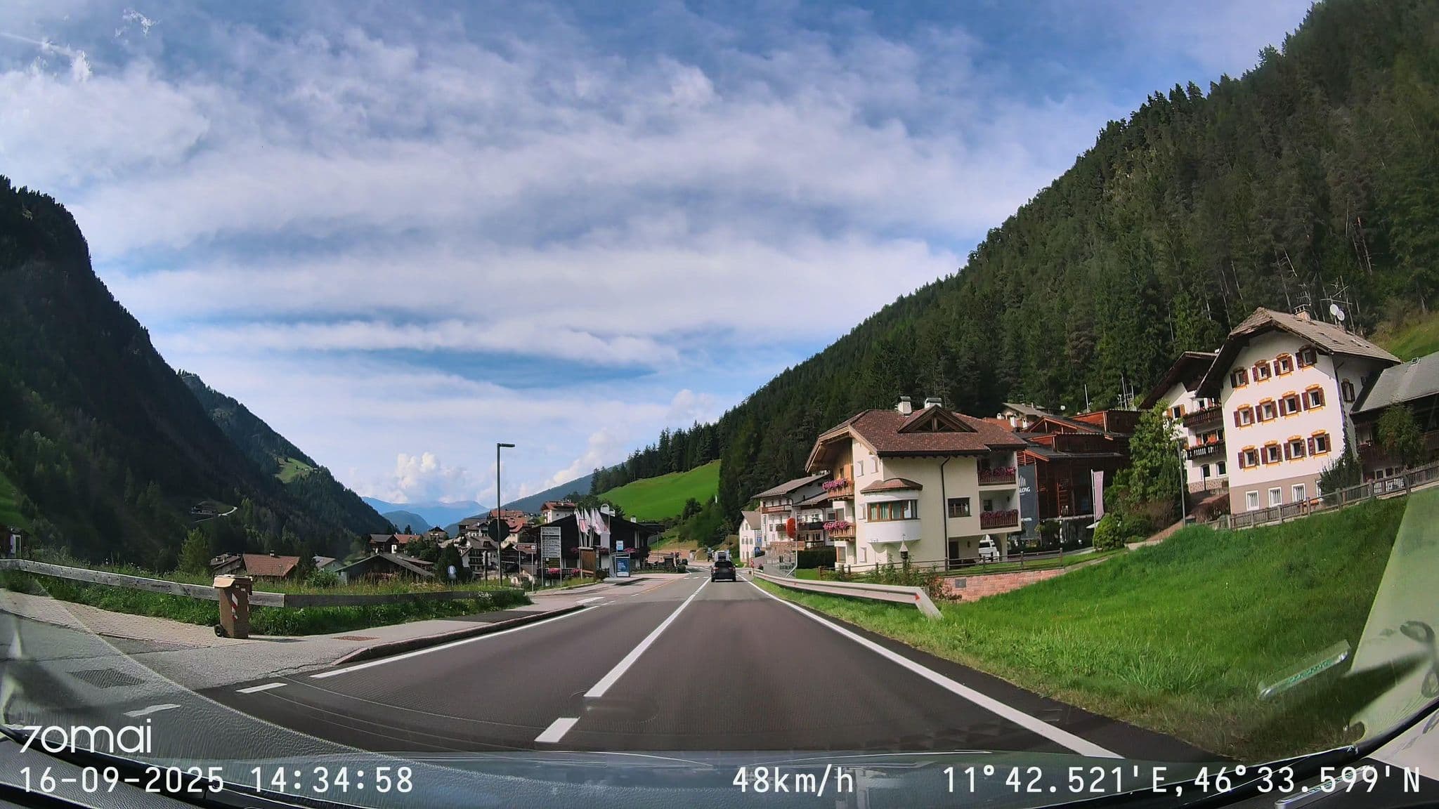 Street view near Hotel Christeinerhof - Villa Palua, Santa Cristina Valgardena — © doriel (CC BY-SA · Mapillary)