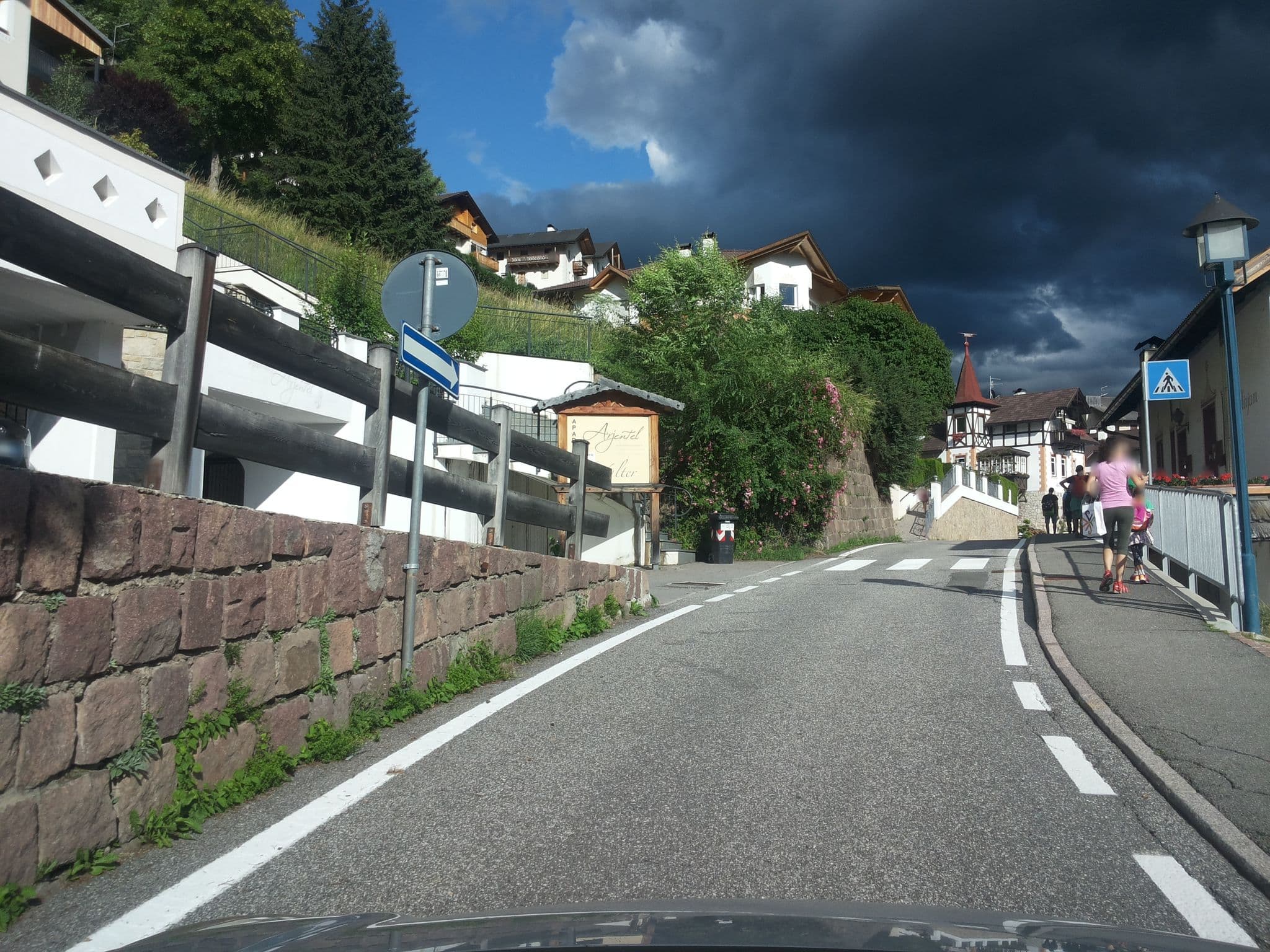 Street view near Garni Santifaller, Ortisei — © musuruan (CC BY-SA · Mapillary)