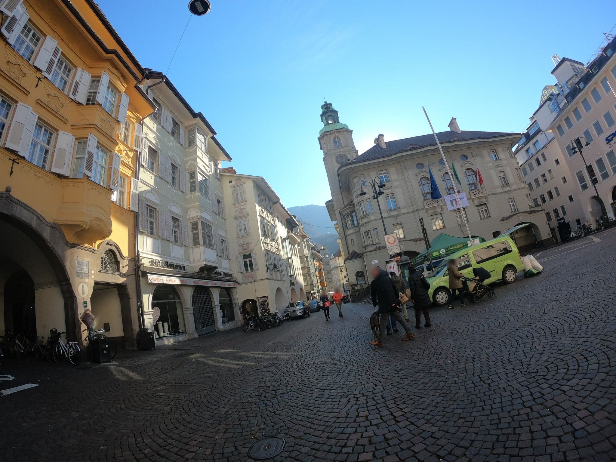 Street view near Cooper Apartments, Bolzano — © chrisbeddow (CC BY-SA · Mapillary)