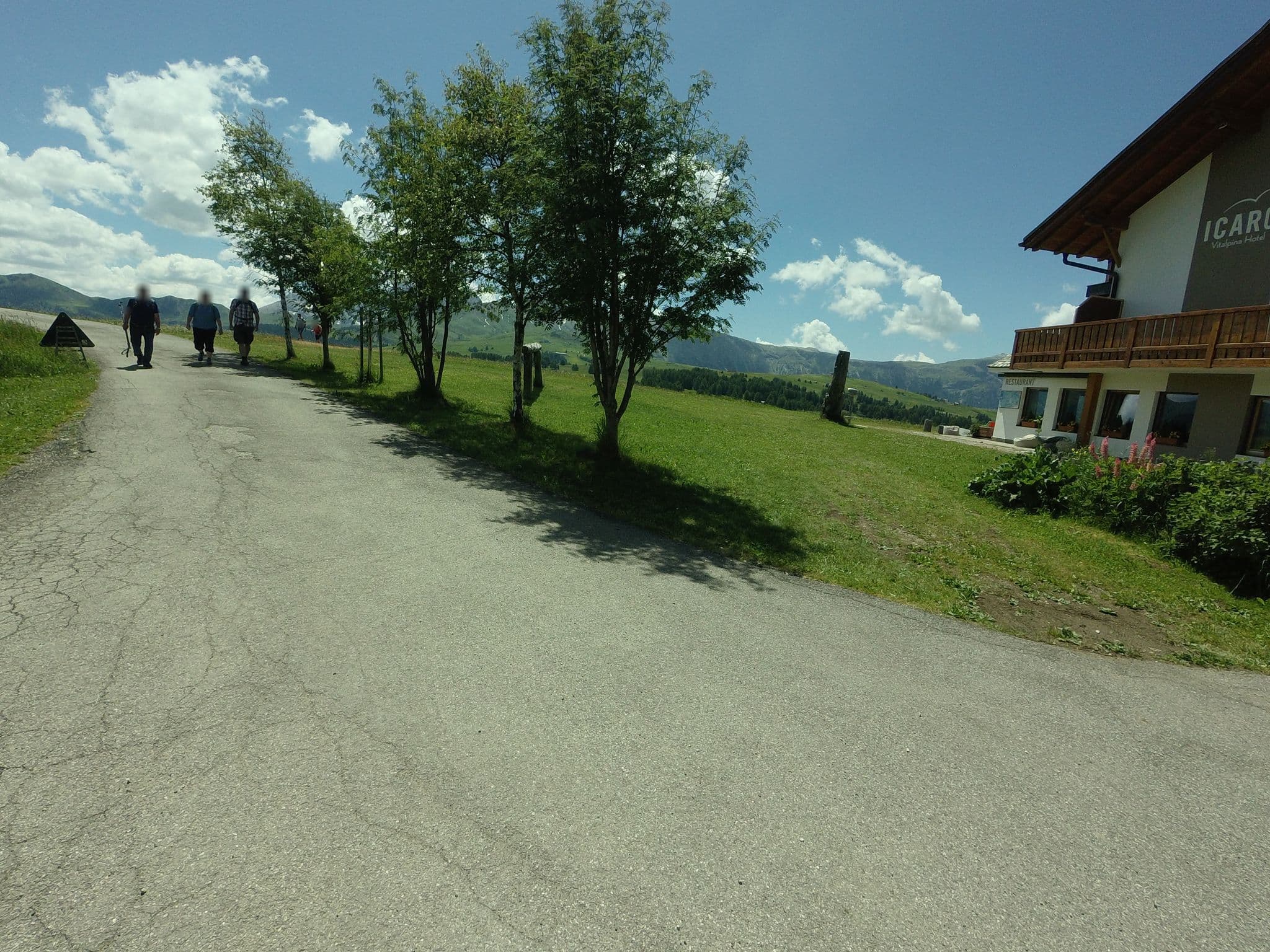 Street view near Icaro Hotel Seiser Alm, Ortisei — © madel (CC BY-SA · Mapillary)