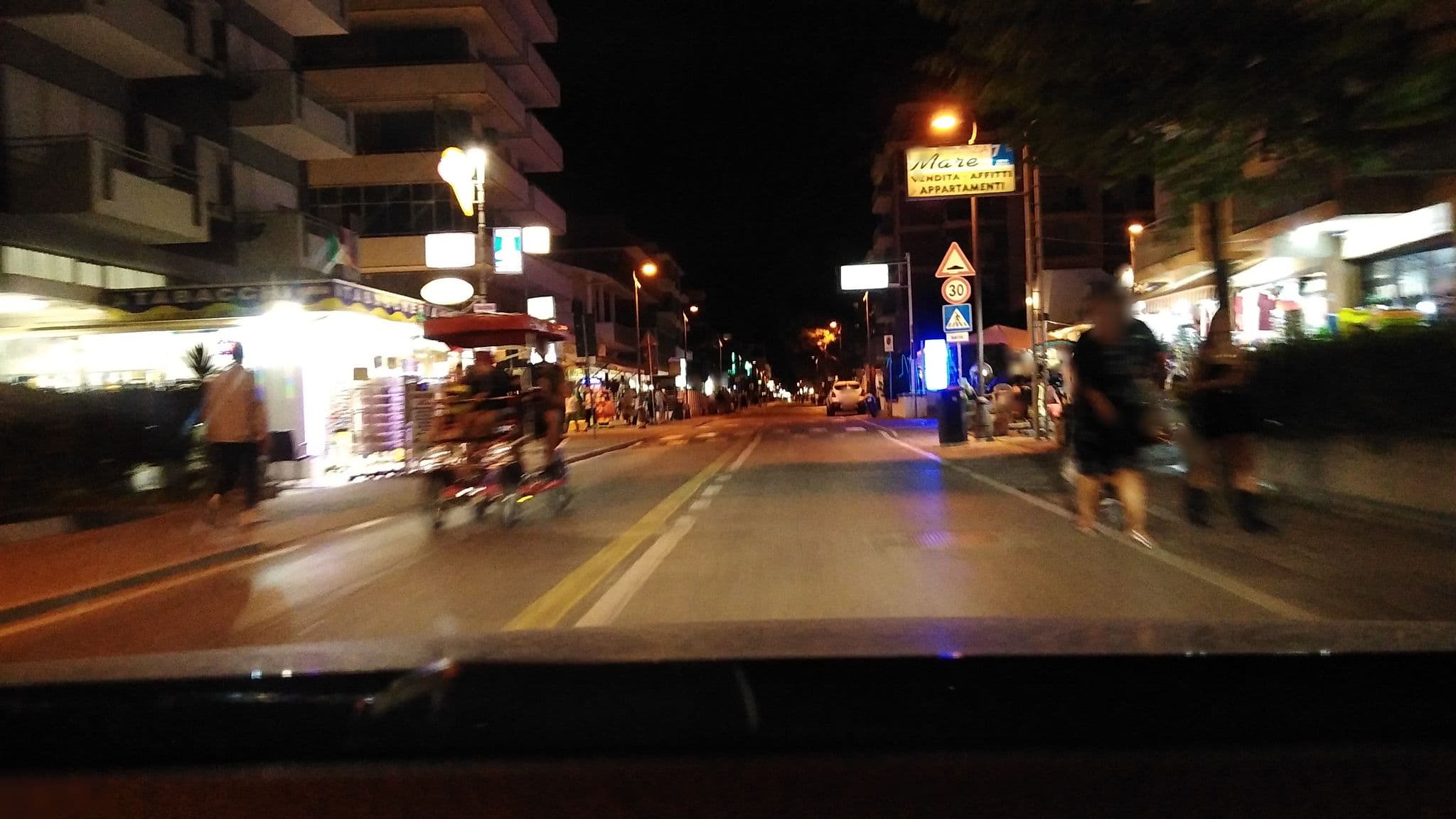 Street view near Casa Stefania Bellaria Igea Marina, Bellaria-Igea Marina — © mike409 (CC BY-SA · Mapillary)