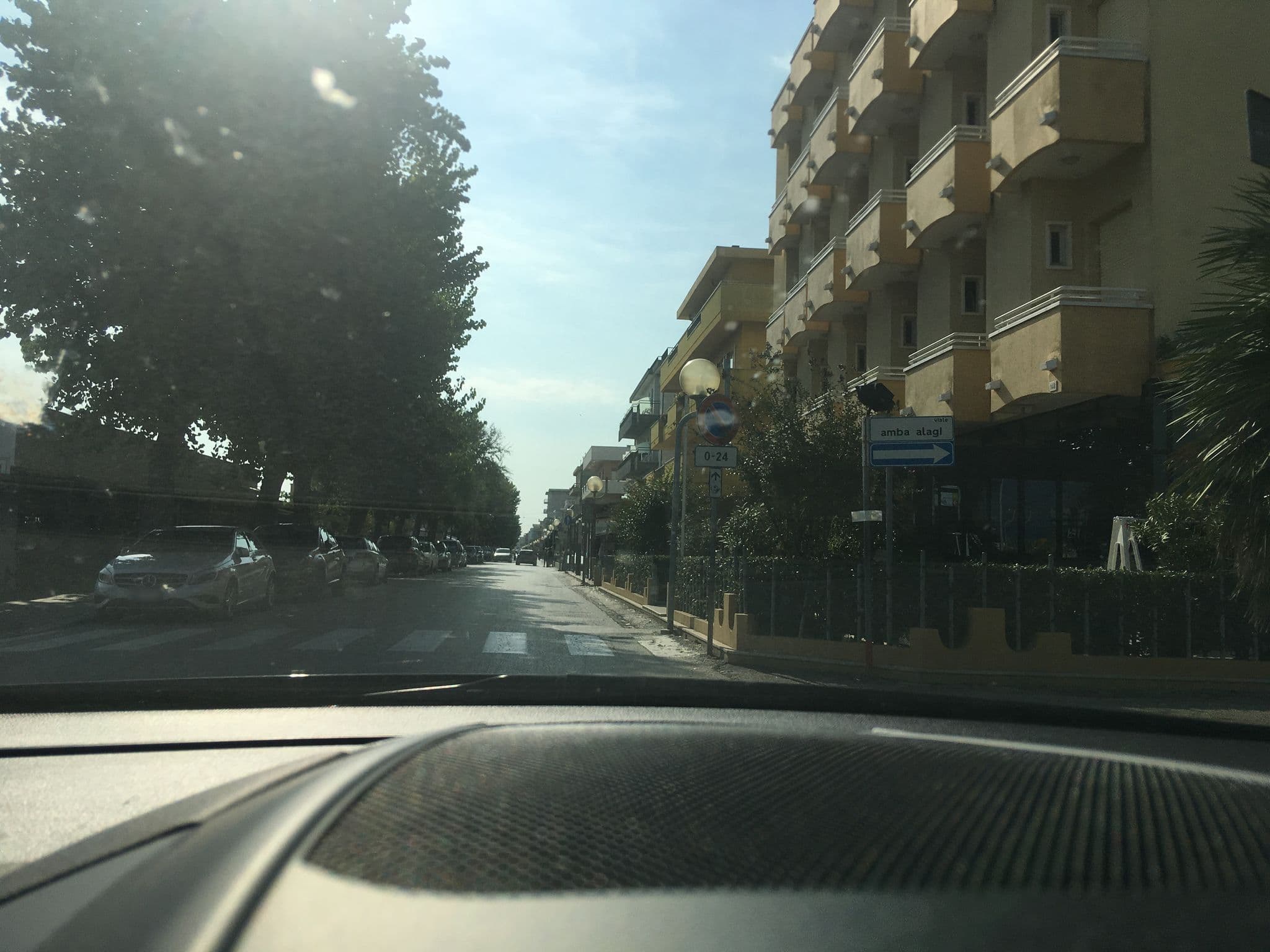 Street view near Hotel Gardenia, Bellaria-Igea Marina — © snepuh (CC BY-SA · Mapillary)