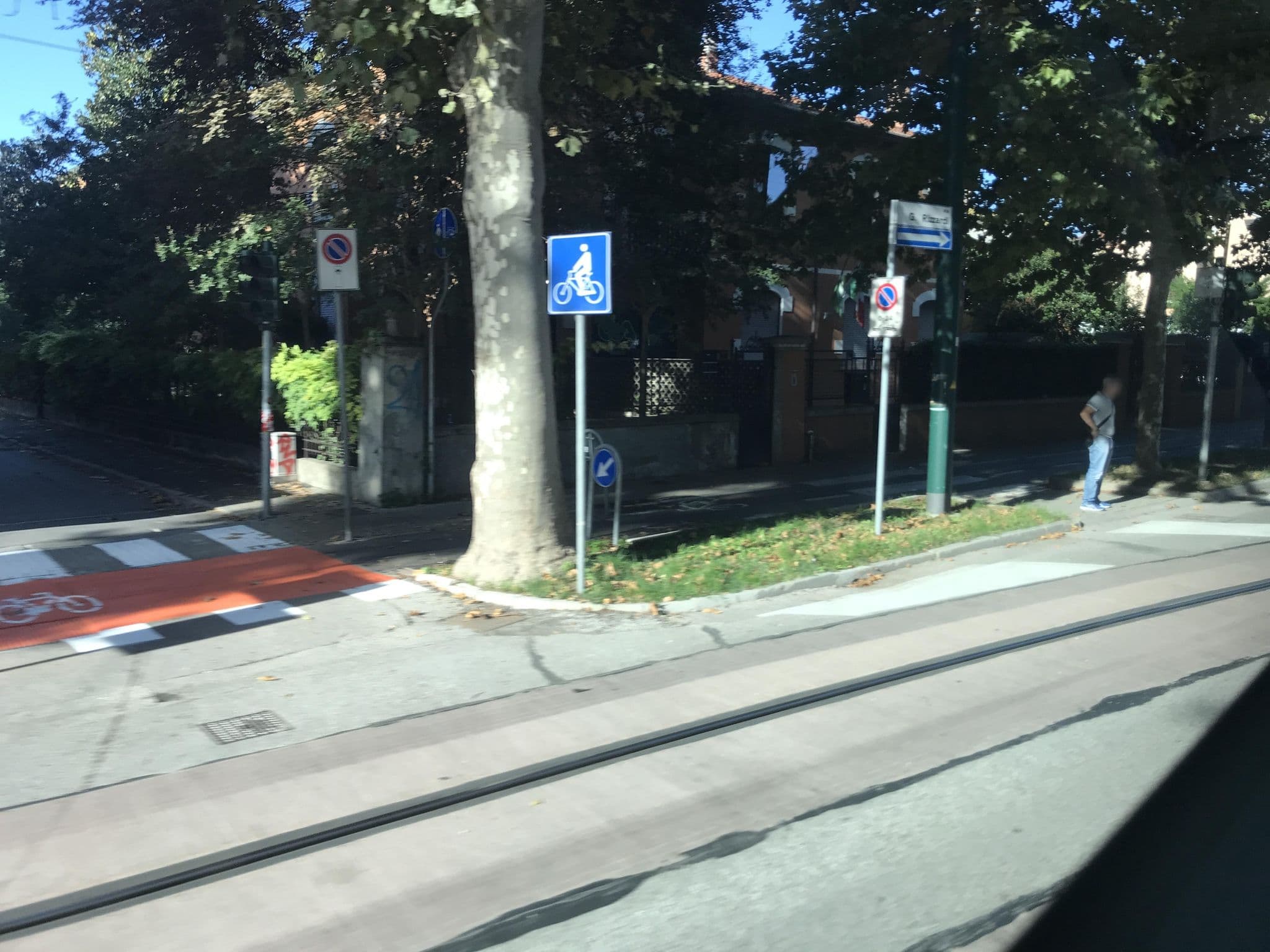 Street view near hotel city, Mestre — © miguel_andrade (CC BY-SA · Mapillary)