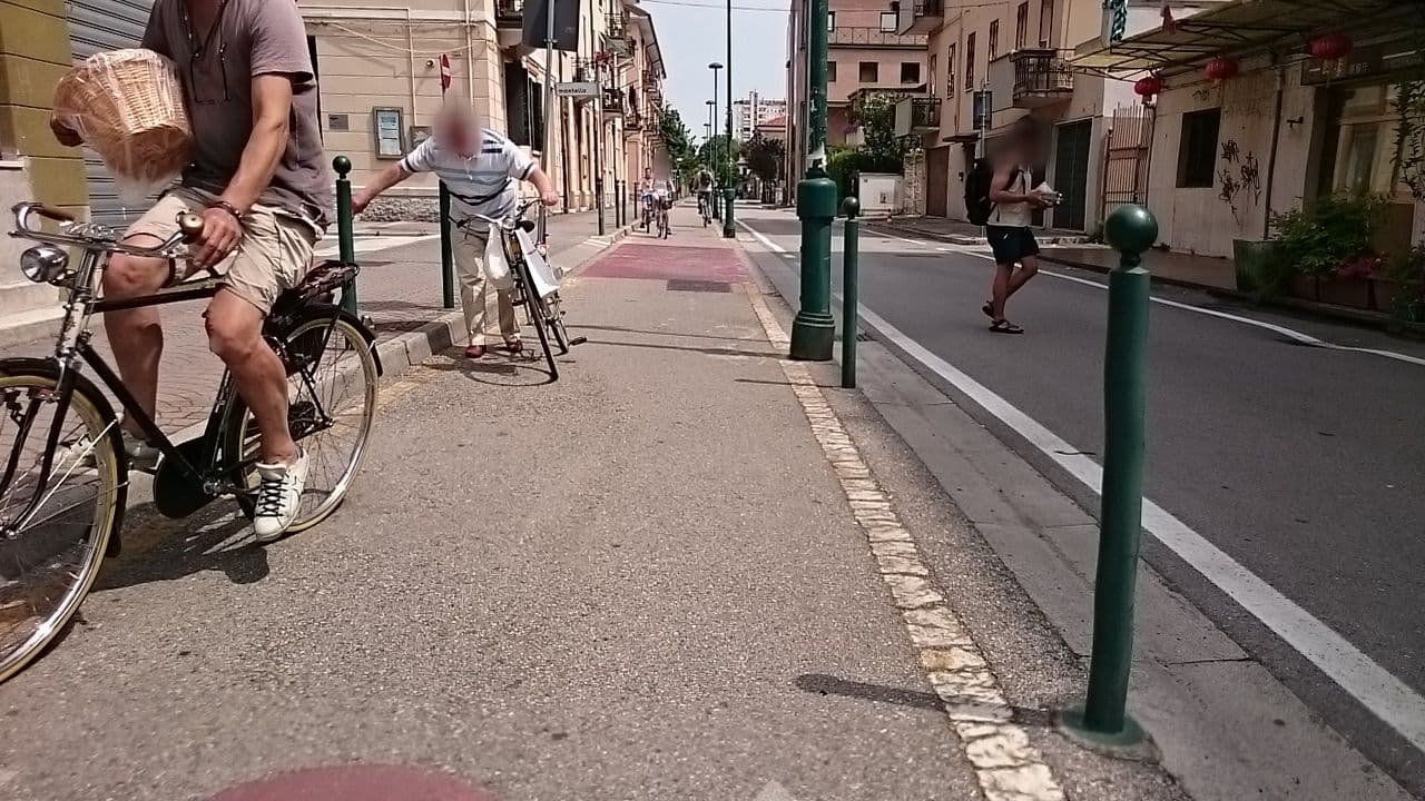 Street view near Giovannina Hotel Mestre, Mestre — © voschix (CC BY-SA · Mapillary)