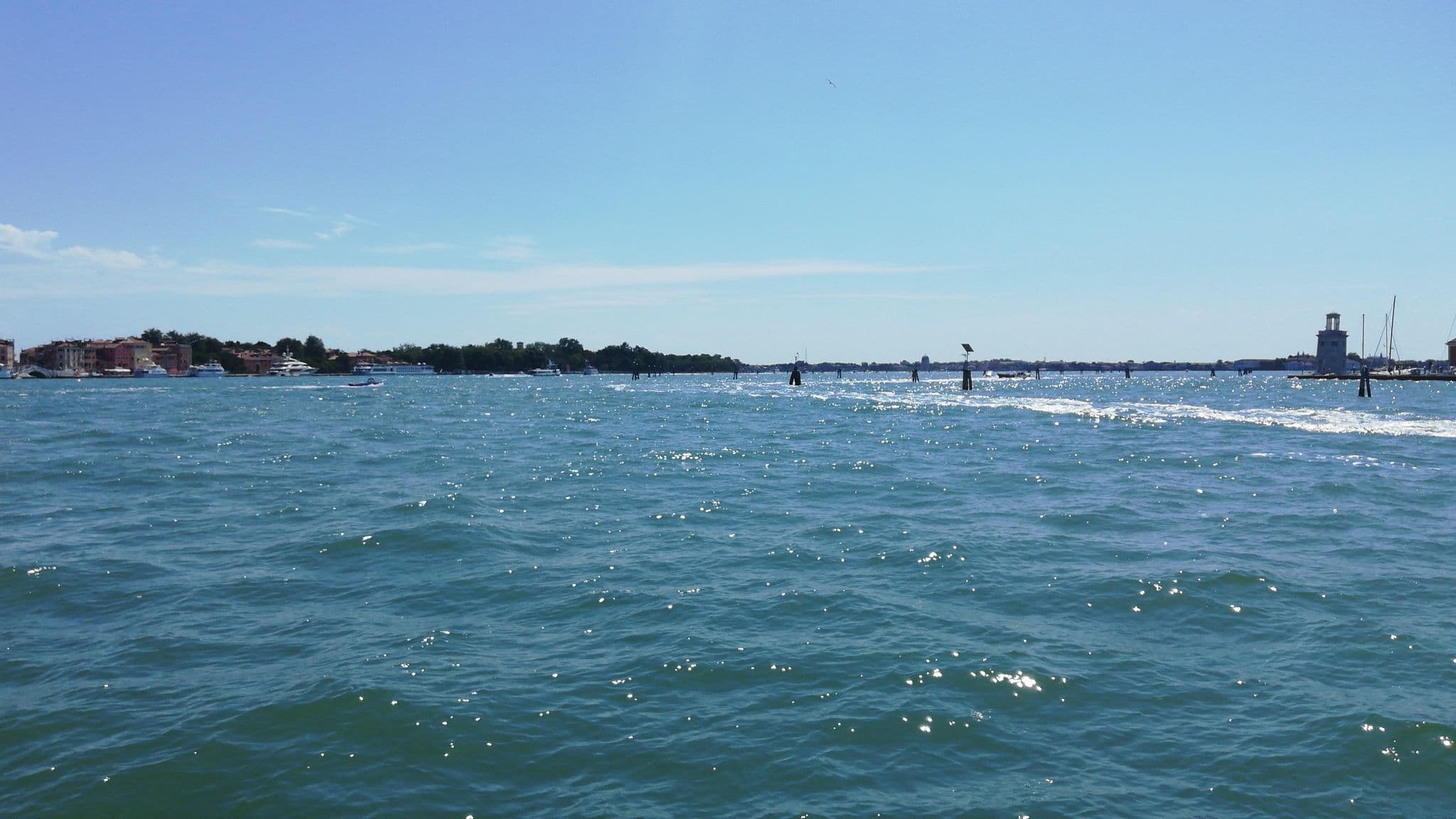 Street view near NH Trieste, Venice — © gzin (CC BY-SA · Mapillary)