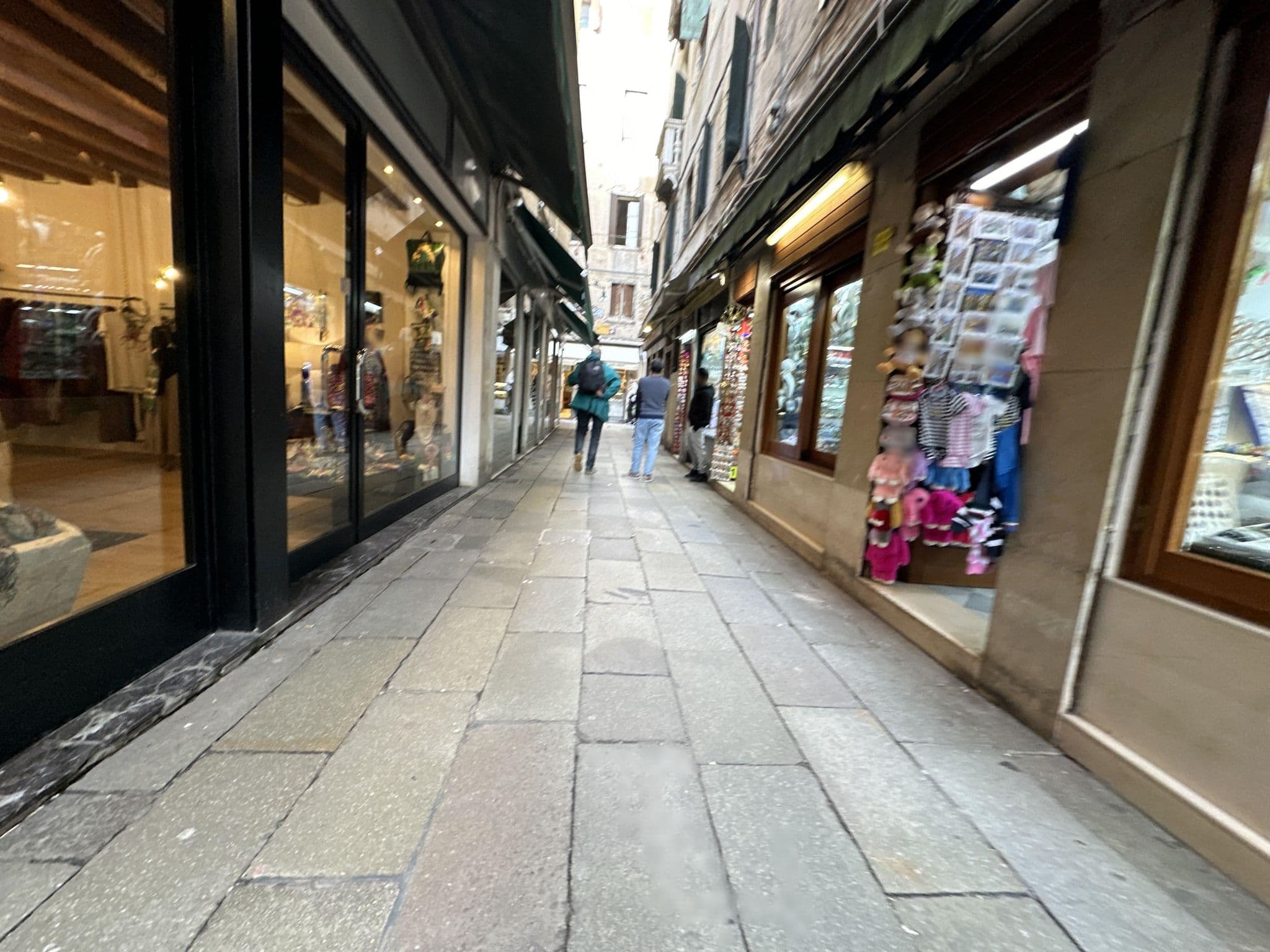 Street view near San Marco Schiavoni apartments, Venice — © quickness805 (CC BY-SA · Mapillary)