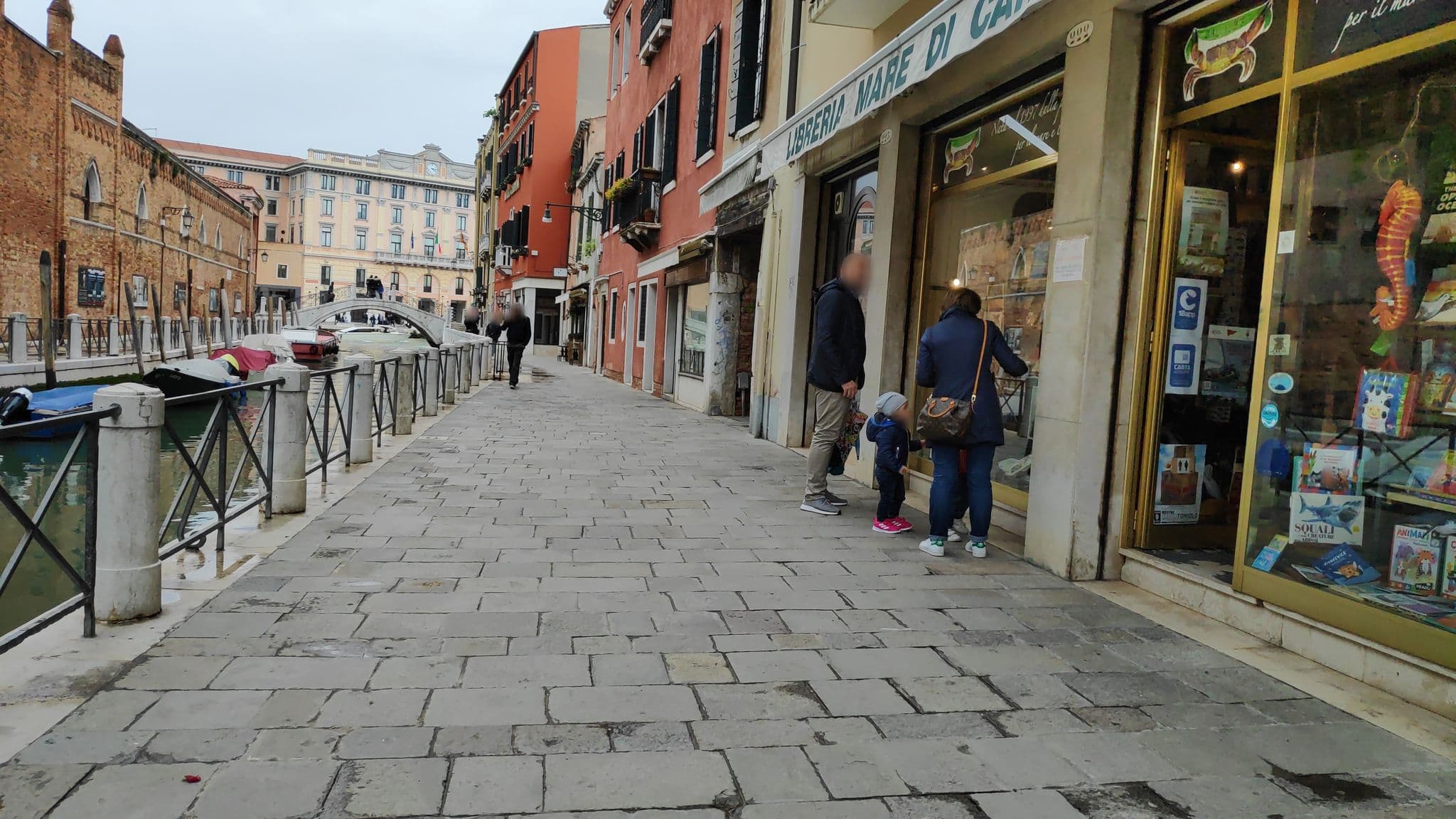 Street view near Dimora Del Leone, Venice — © marcuscalabresus (CC BY-SA · Mapillary)