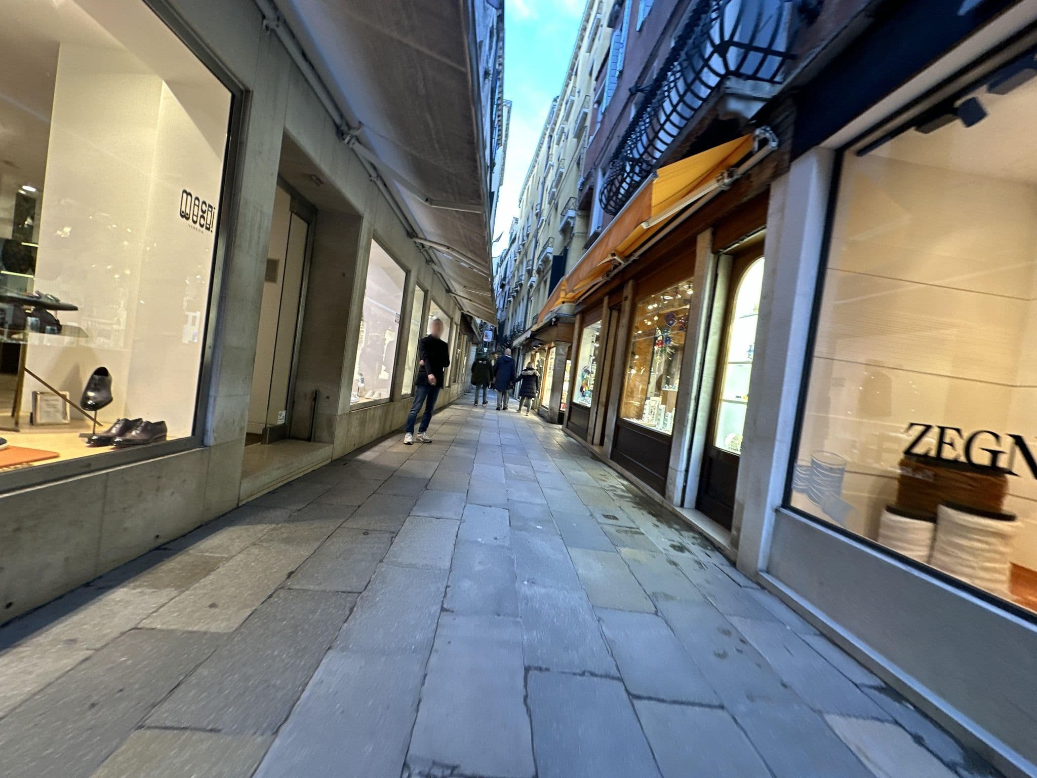 Street view near Hotel Dimora Marciana, Venice — © quickness805 (CC BY-SA · Mapillary)