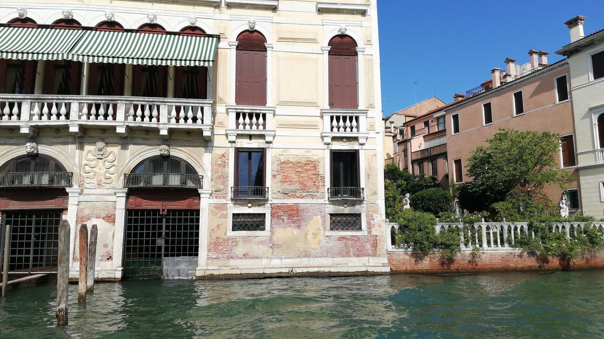 Street view near Ca' Granda Venice Apartments, Venice — © gzin (CC BY-SA · Mapillary)