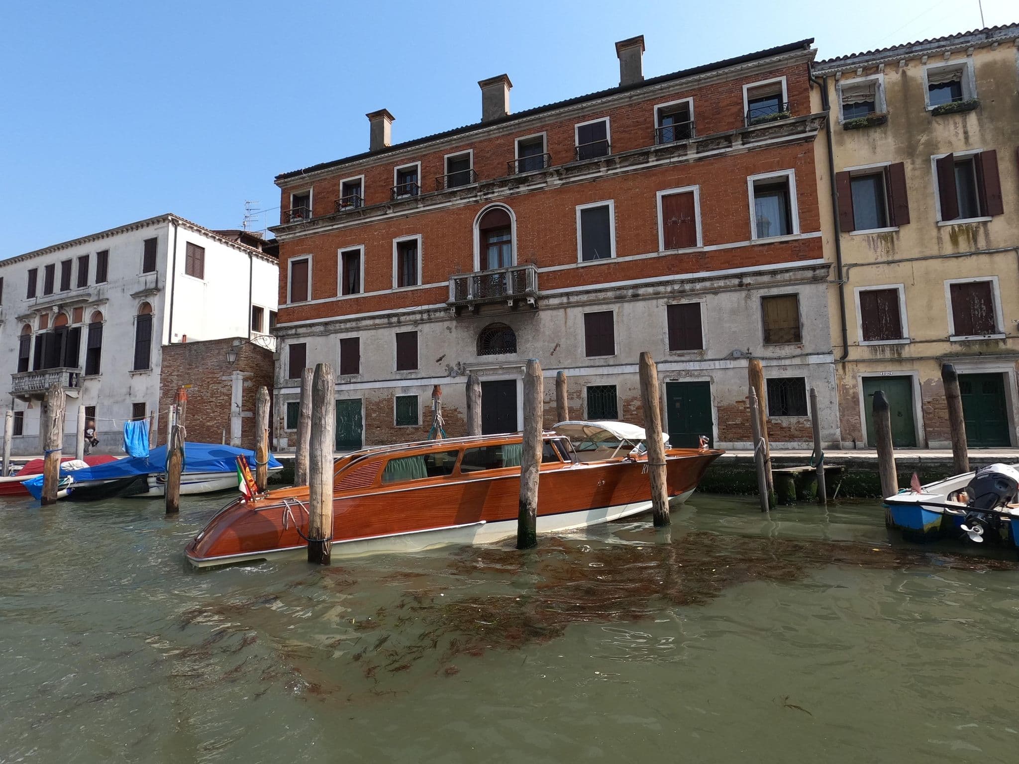 Street view near L'Imbarcadero Hostel, Venice — © masterofnoroad (CC BY-SA · Mapillary)