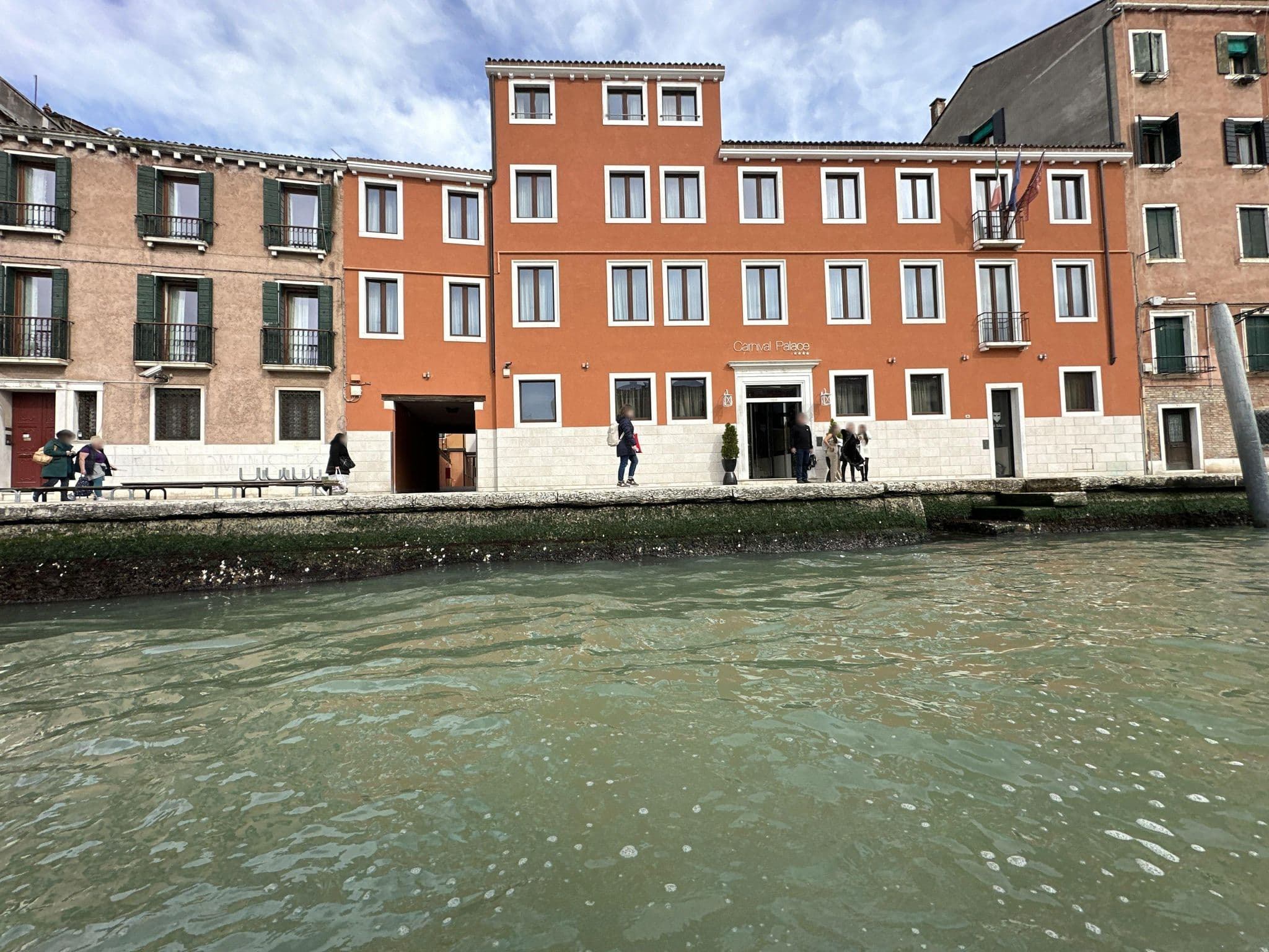 Street view near The arches of Venice, Venice — © quickness805 (CC BY-SA · Mapillary)