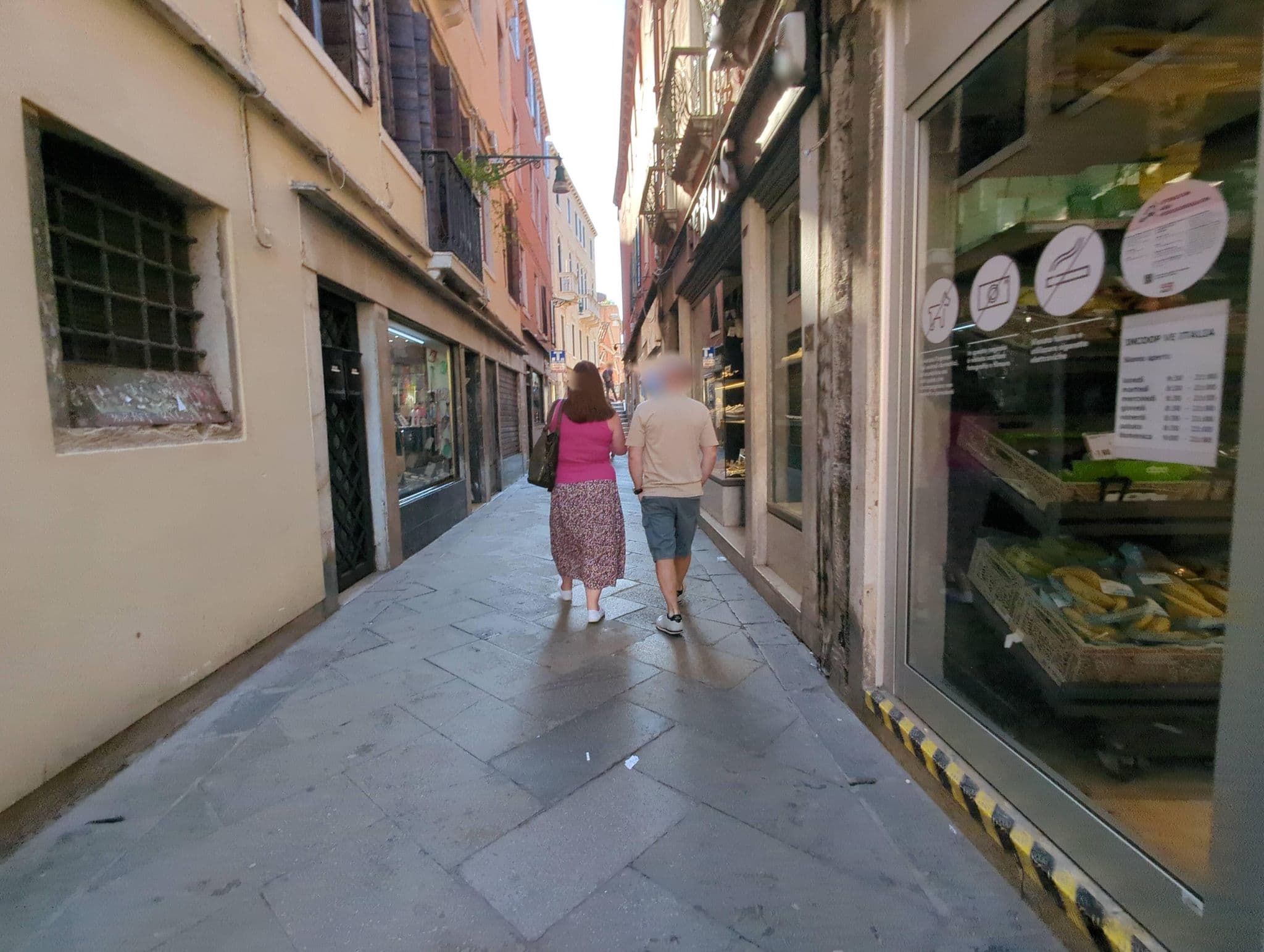 Street view near Hotel Eden, Venice — © andreadfc (CC BY-SA · Mapillary)