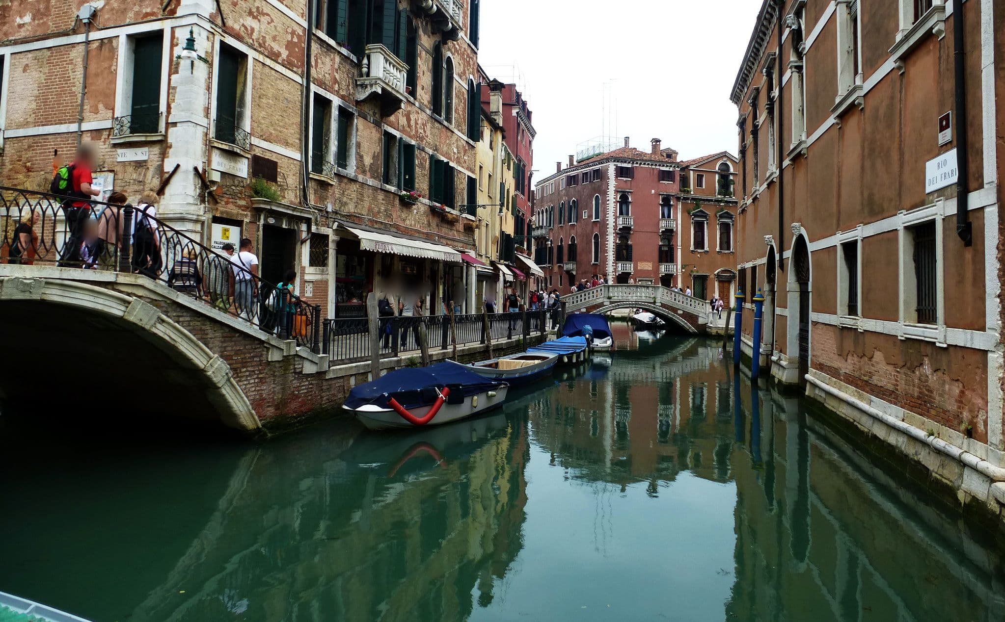 Street view near Doge’s Home Airbnb, Venice — © akovt (CC BY-SA · Mapillary)