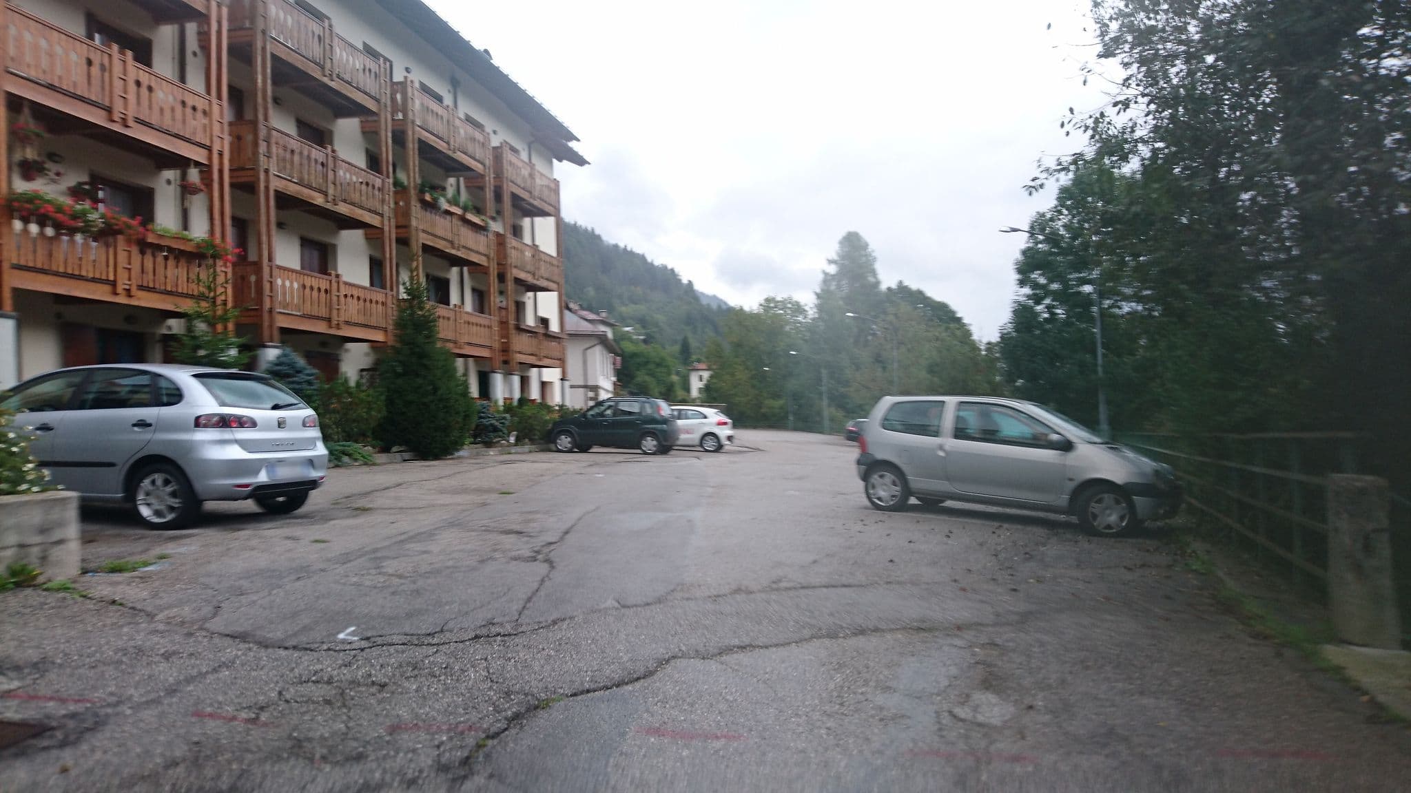 Street view near Hotel Meublè Villa Gaia, Valle di Cadore — © voschix (CC BY-SA · Mapillary)