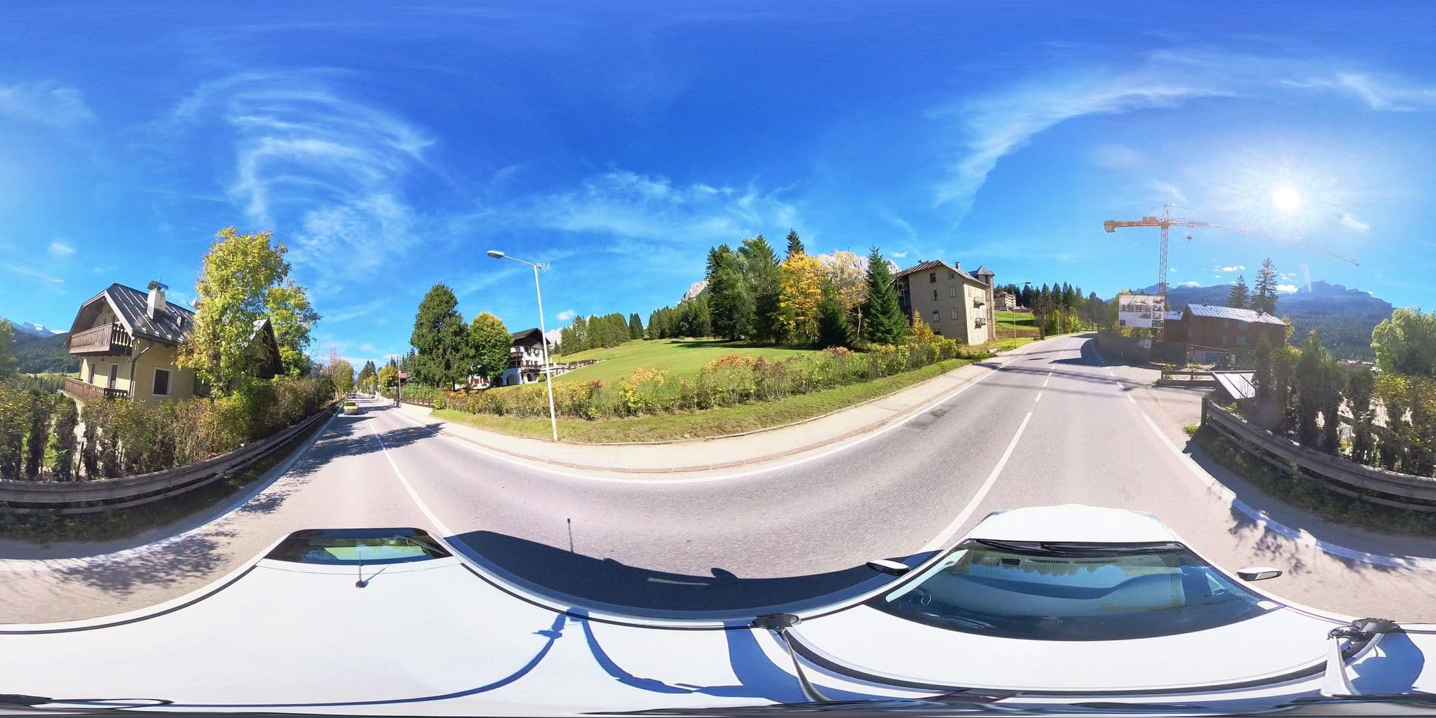 Street view near Hotel Villa Resy, Cortina d'Ampezzo — © osmplus_org (CC BY-SA · Mapillary)