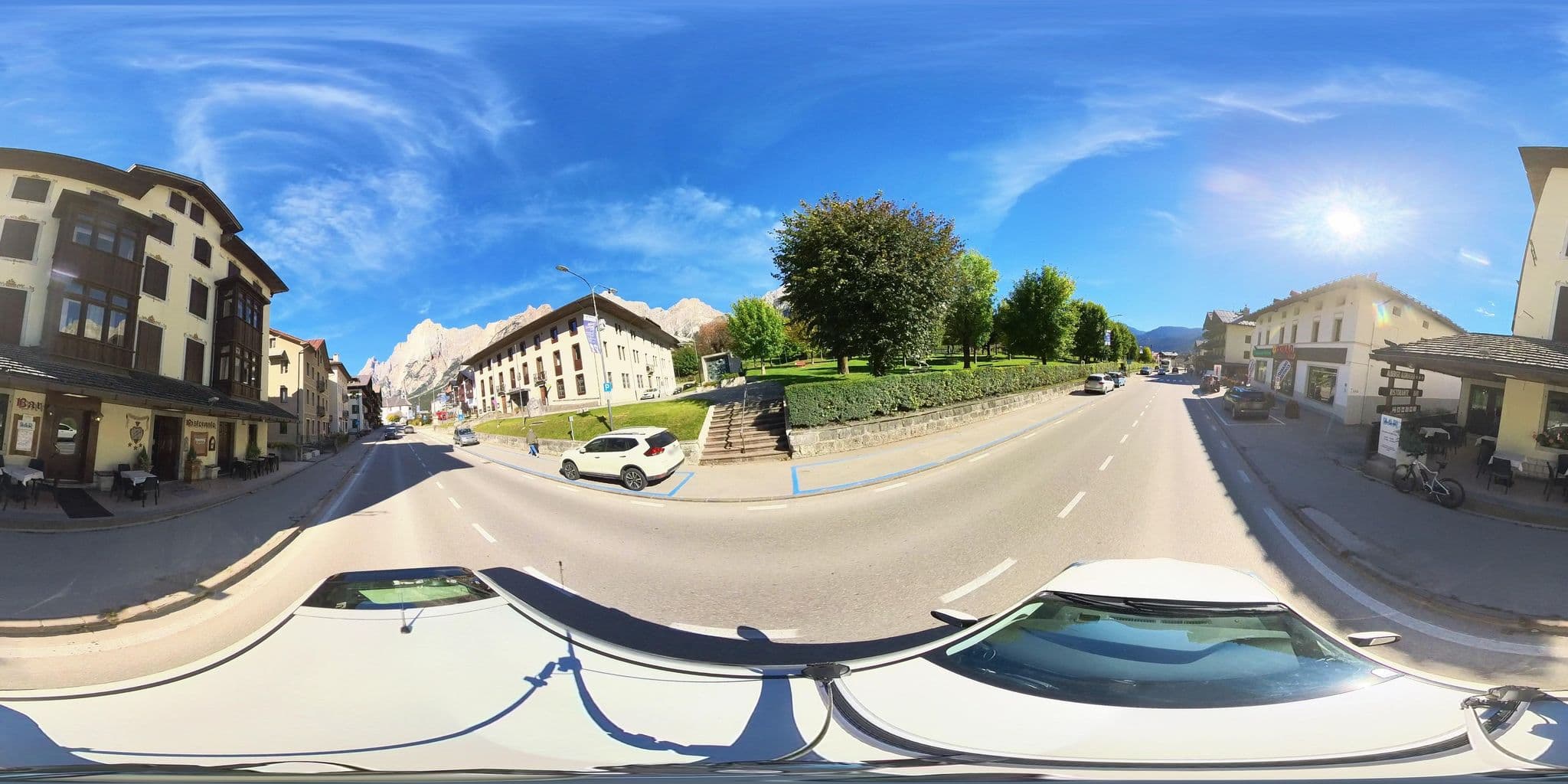 Street view near Hotel Alemagna Restaurant, Cortina d'Ampezzo — © osmplus_org (CC BY-SA · Mapillary)