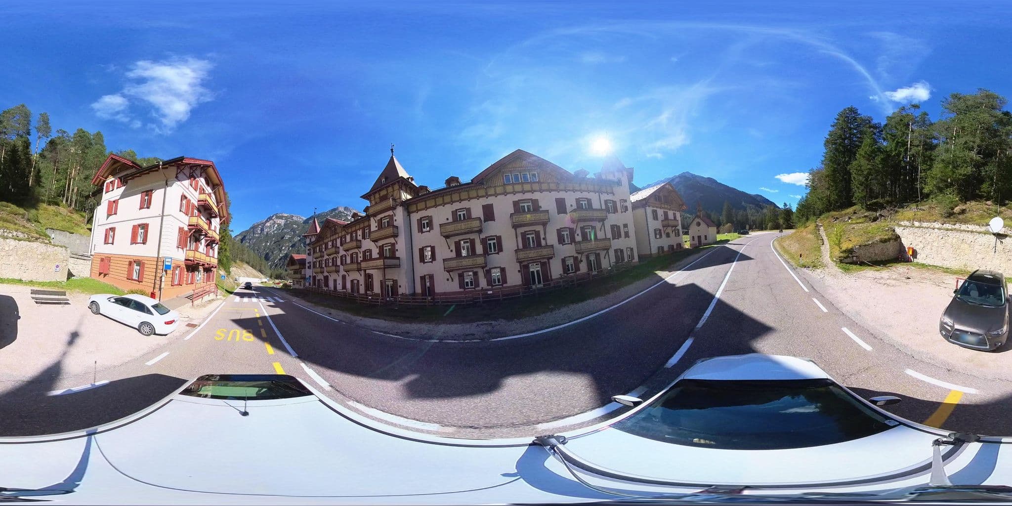 Street view near Hotel Croda Rossa, Cortina d'Ampezzo — © osmplus_org (CC BY-SA · Mapillary)