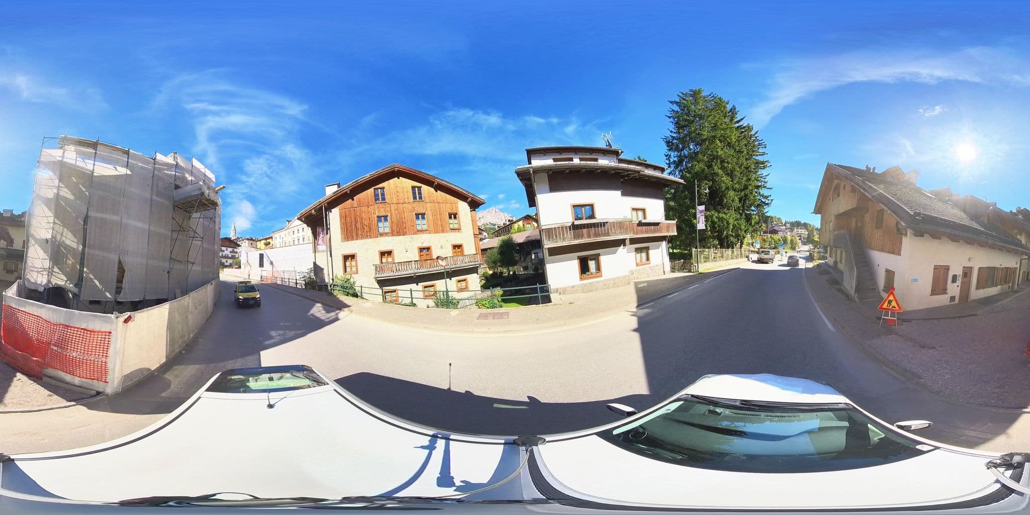 Street view near Villa Olimpia - Stayincortina, Cortina d'Ampezzo — © osmplus_org (CC BY-SA · Mapillary)