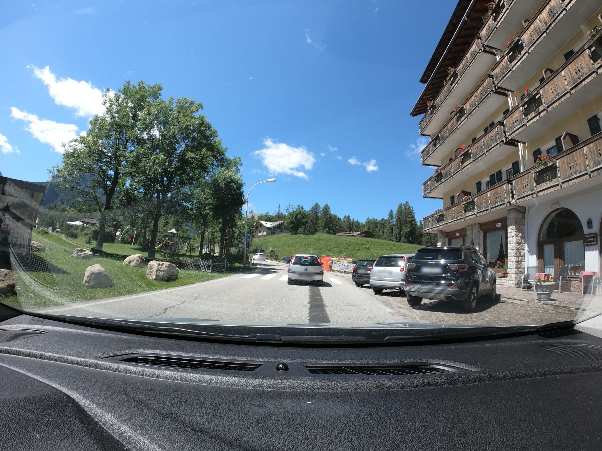Street view near Hotel Villa Argentina, Cortina d'Ampezzo — © vst (CC BY-SA · Mapillary)