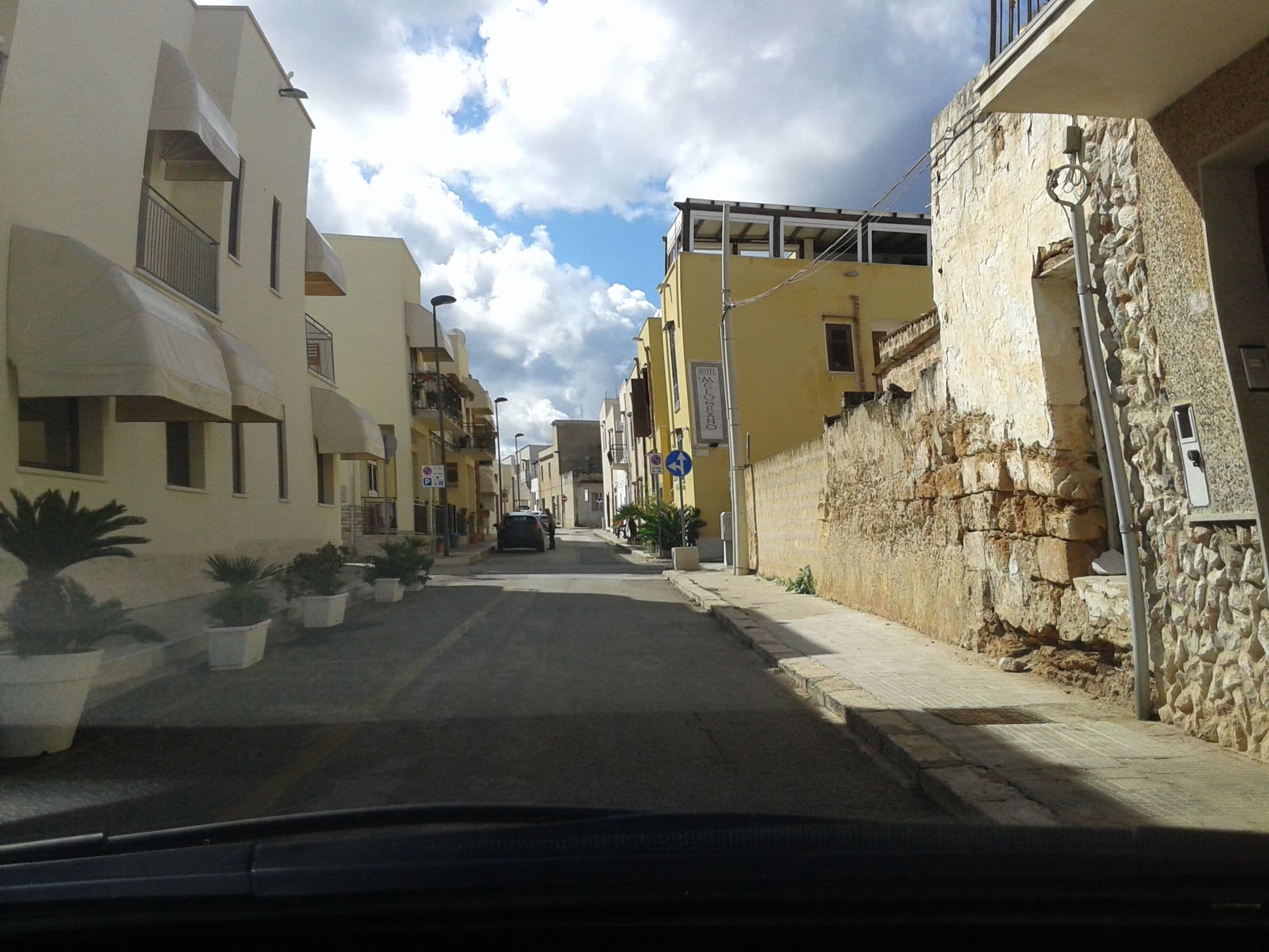 Street view near Appartamento Residence Via Giardini, San Vito Lo Capo — © robertoinze (CC BY-SA · Mapillary)