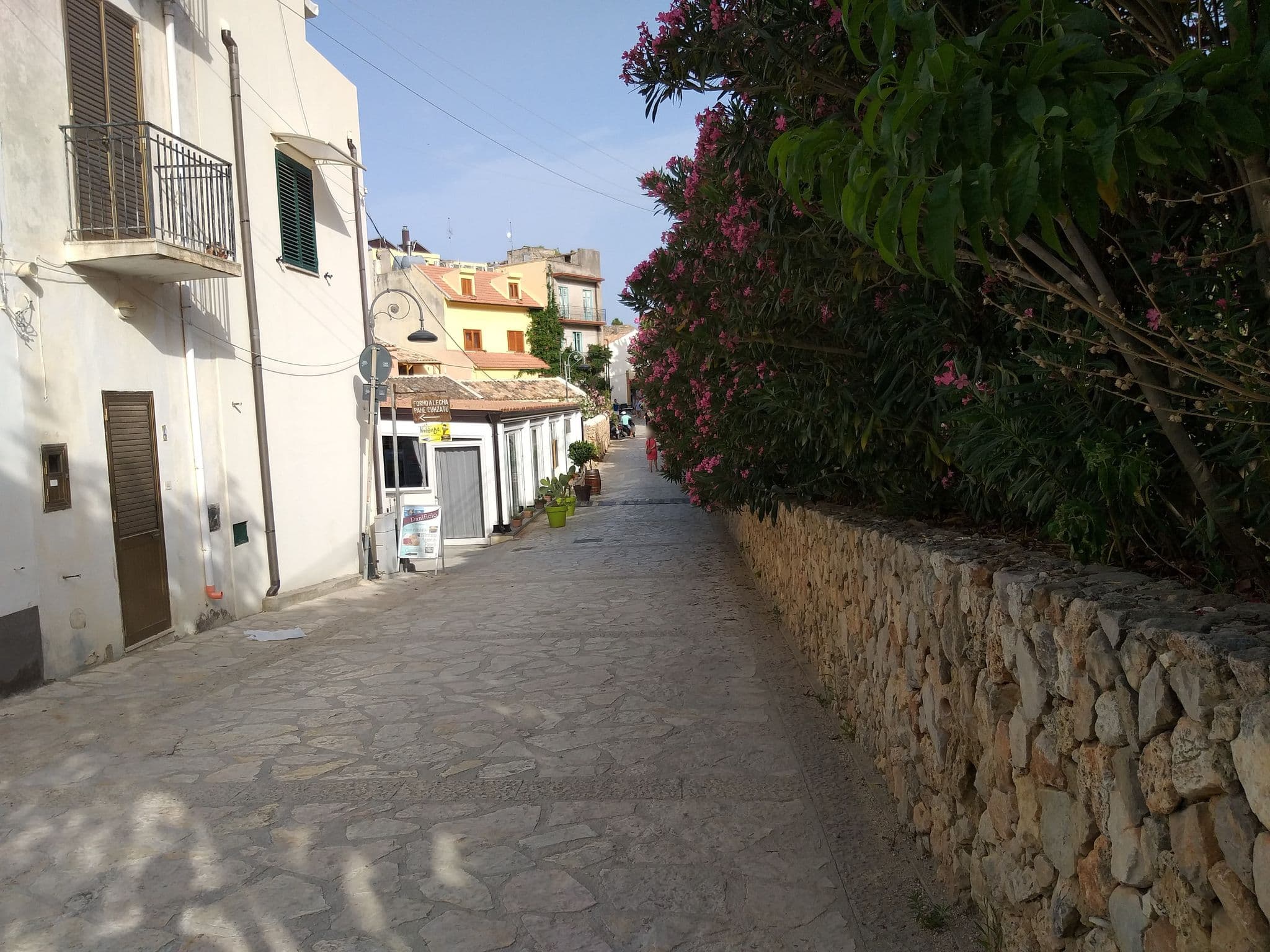 Street view near Locanda Mazzara Vito, Castellammare del Golfo — © supercola (CC BY-SA · Mapillary)