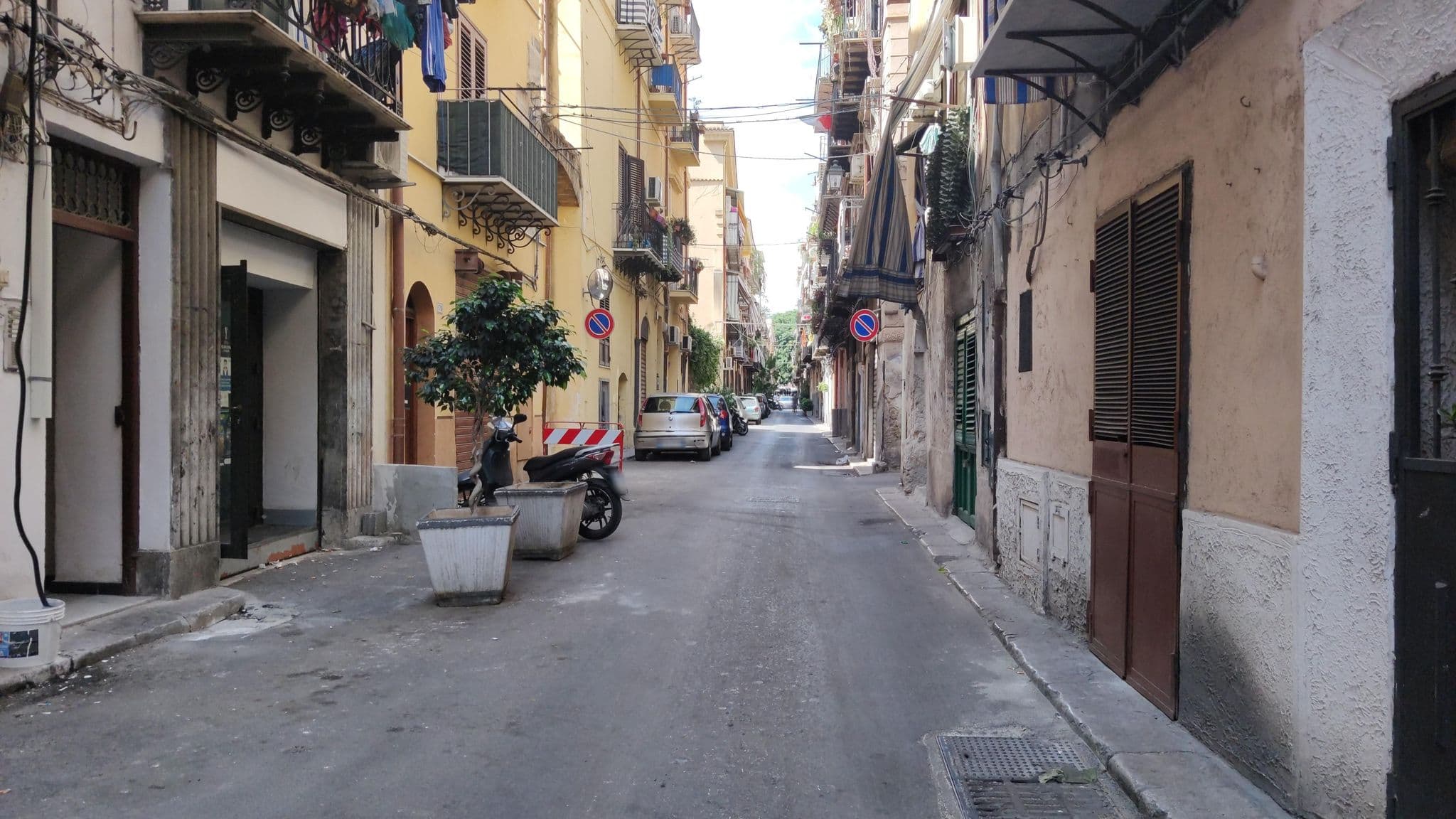 Street view near A Casa Di Alba, Palermo — © mrey (CC BY-SA · Mapillary)