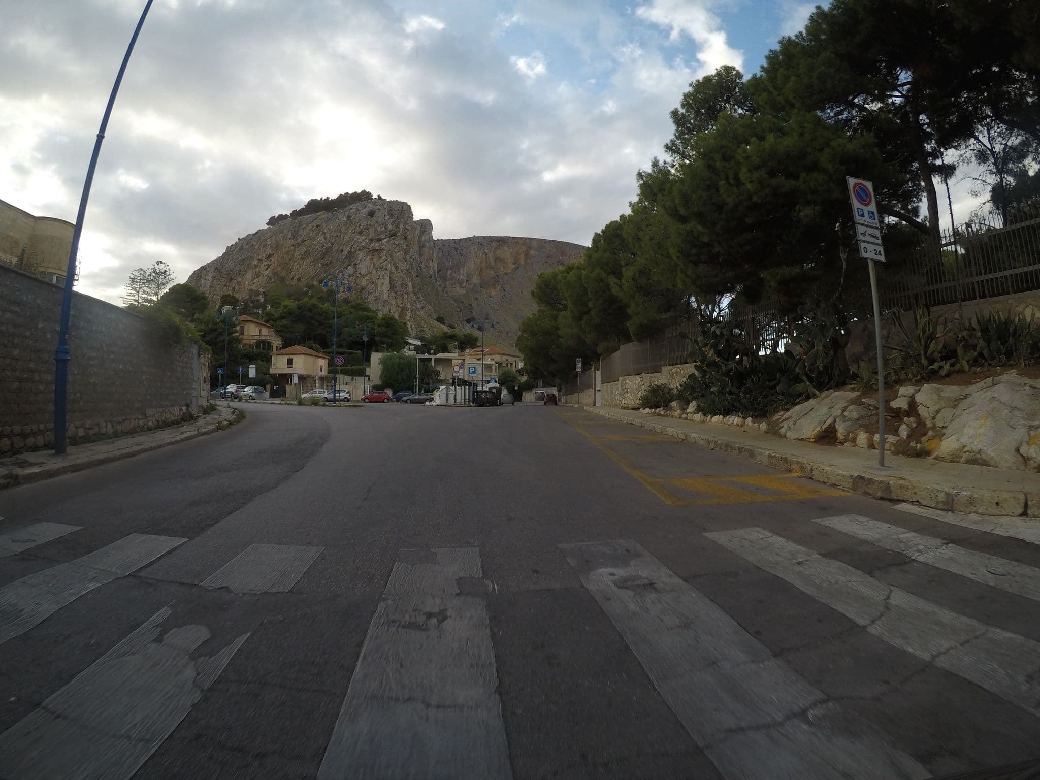 Street view near Mondello Beach Residence Ashur, Sferracavallo — © chrisbeddow (CC BY-SA · Mapillary)
