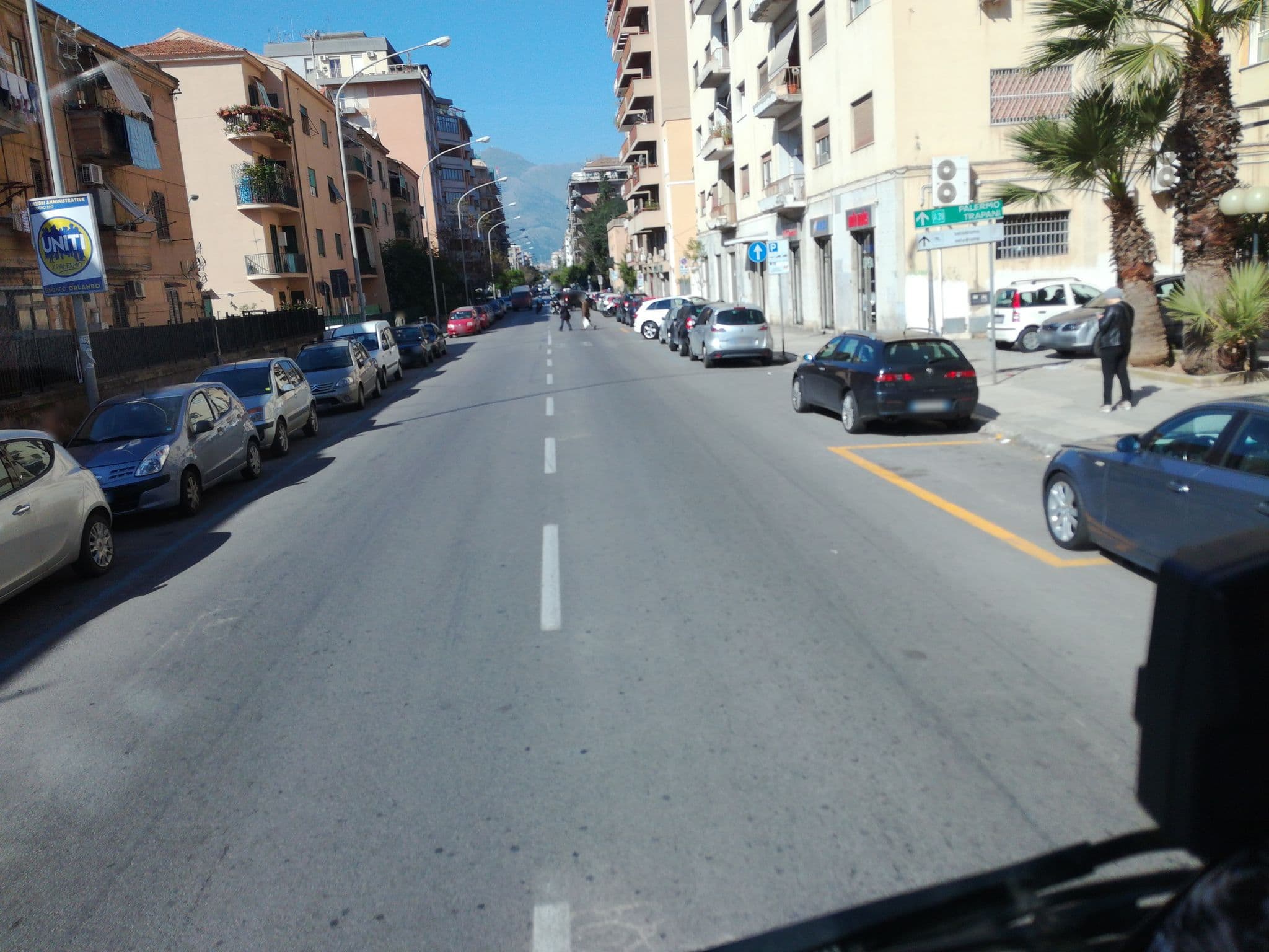 Street view near Mediterraneo Club, Palermo — © klimakas (CC BY-SA · Mapillary)