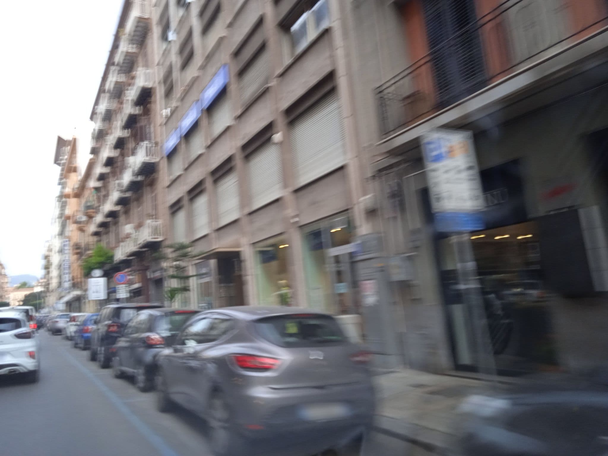 Street view near B&B Ai Girasoli, Palermo — © p8fy9y9fs (CC BY-SA · Mapillary)