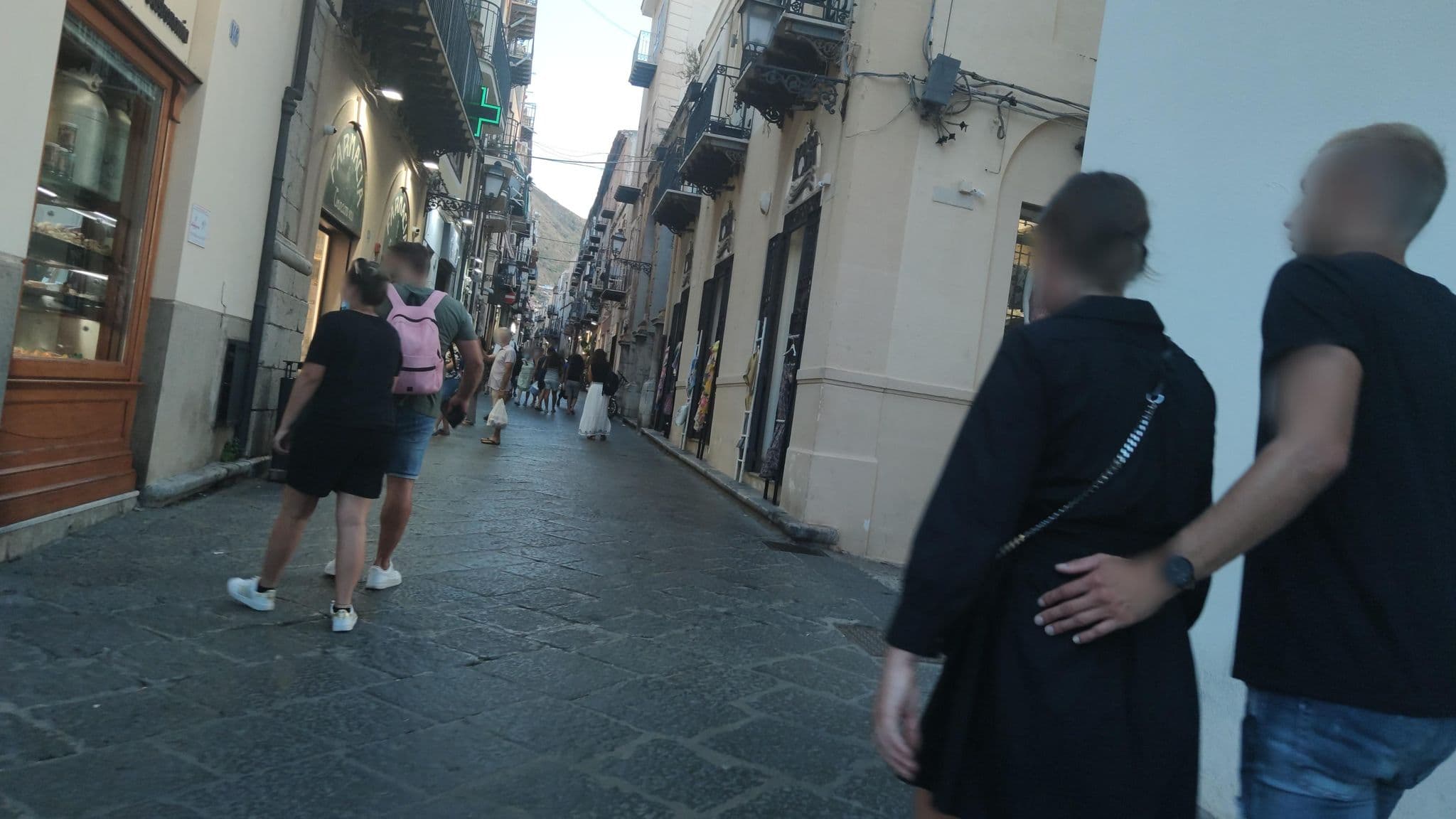 Street view near Garden Beach Hotel Cefalu, Cefalù — © mrey (CC BY-SA · Mapillary)