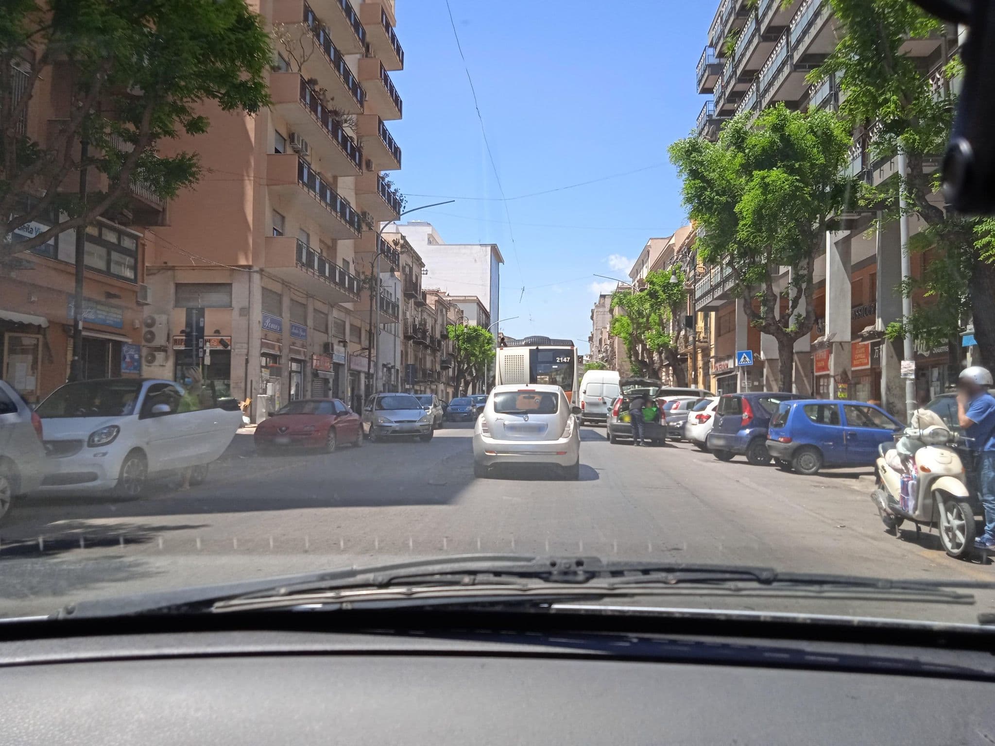 Street view near Isolabella B&B, Palermo — © p8fy9y9fs (CC BY-SA · Mapillary)