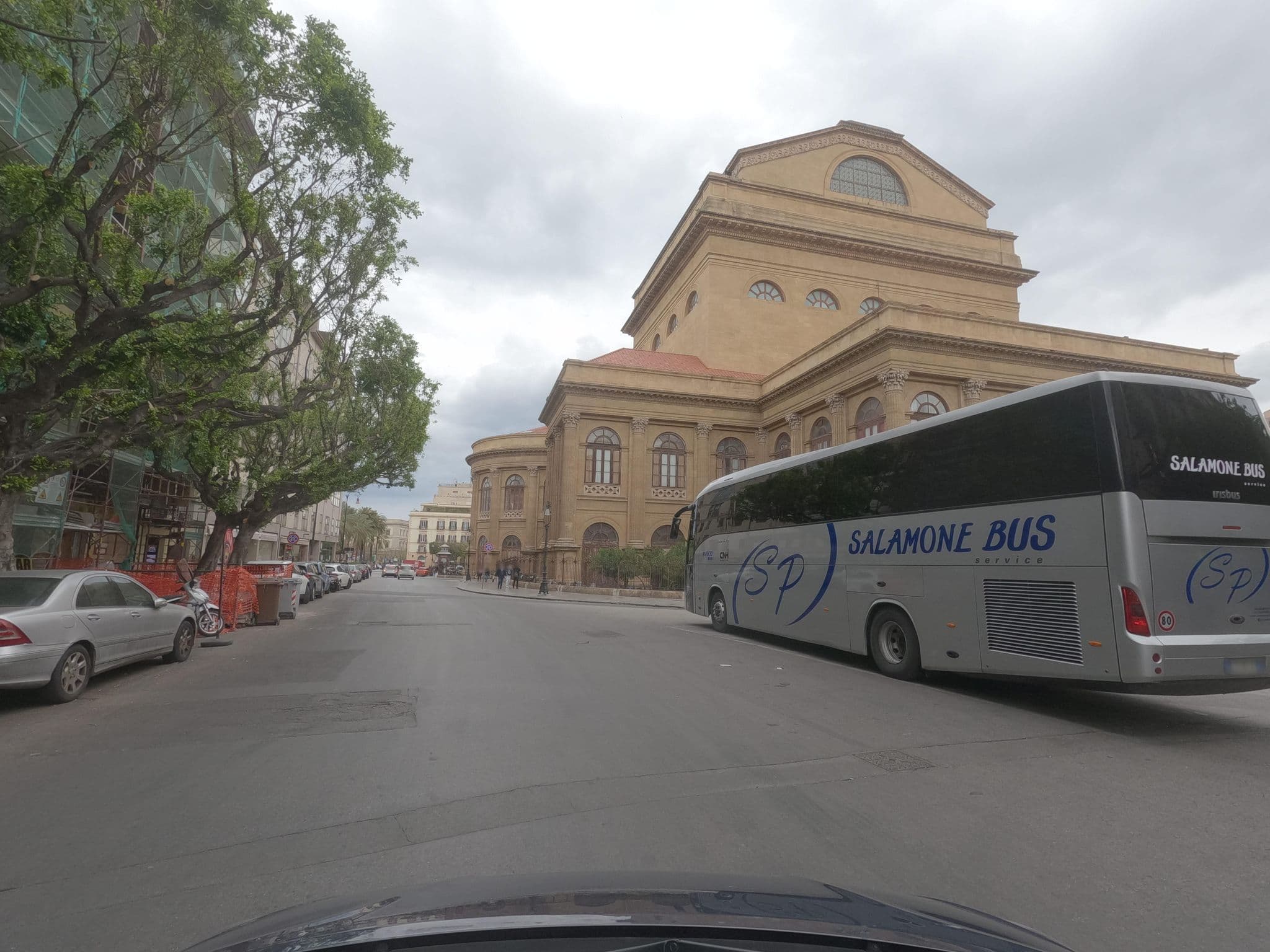 Street view near La Dimora Del Massimo, Palermo — © ESTmapper1001 (CC BY-SA · Mapillary)