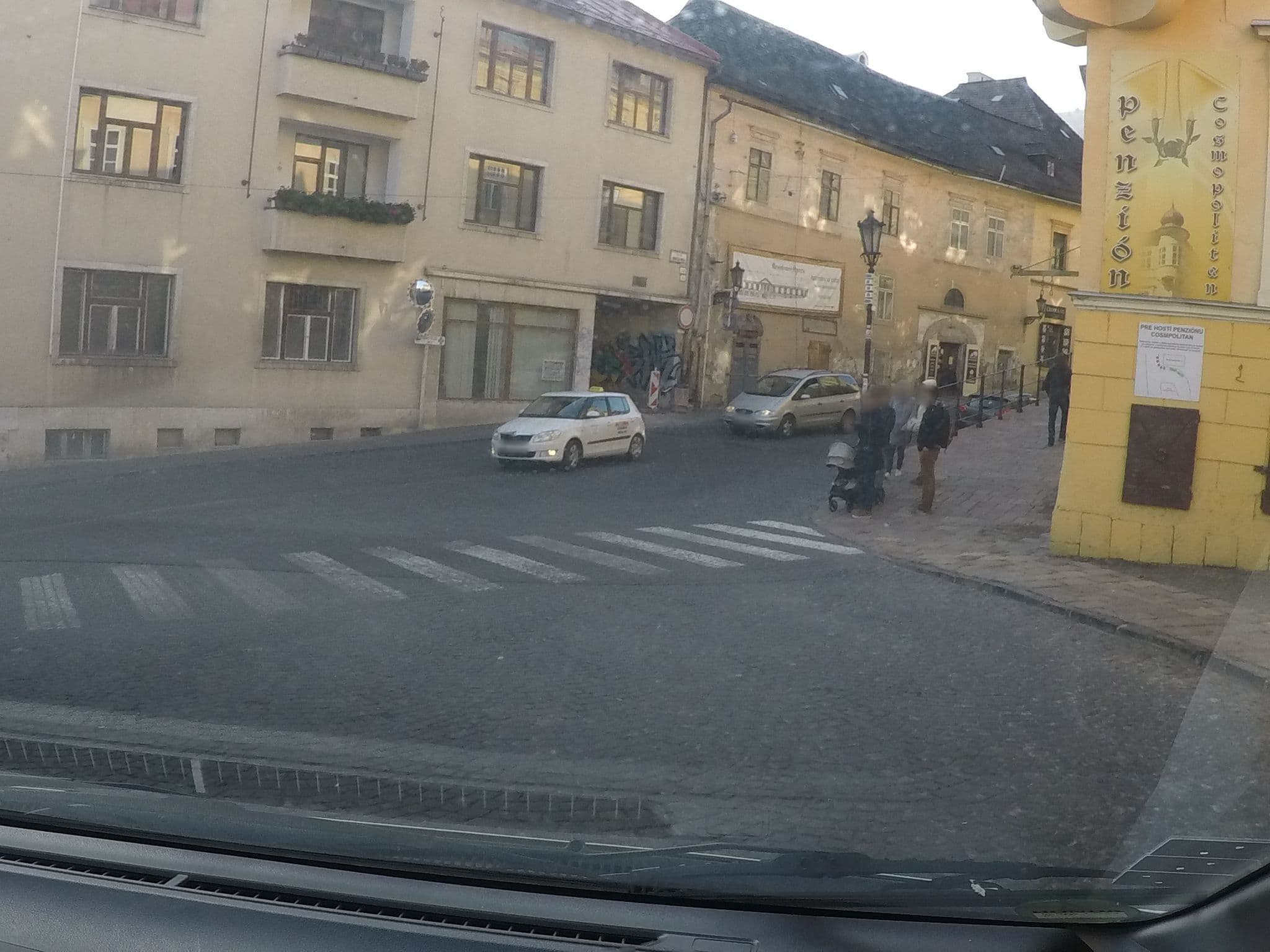 Street view near Penzión Cosmopolitan II, Banská Štiavnica — © brano (CC BY-SA · Mapillary)