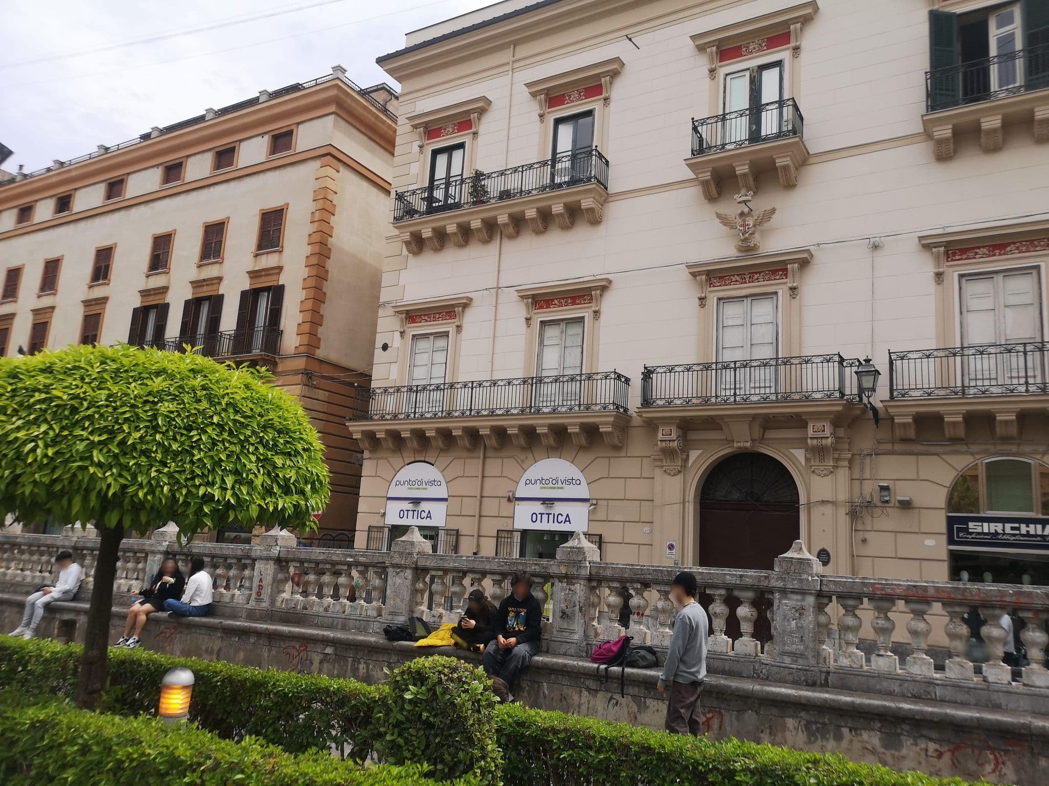 Street view near Cathedral View Apartment, Palermo — © moon4 (CC BY-SA · Mapillary)