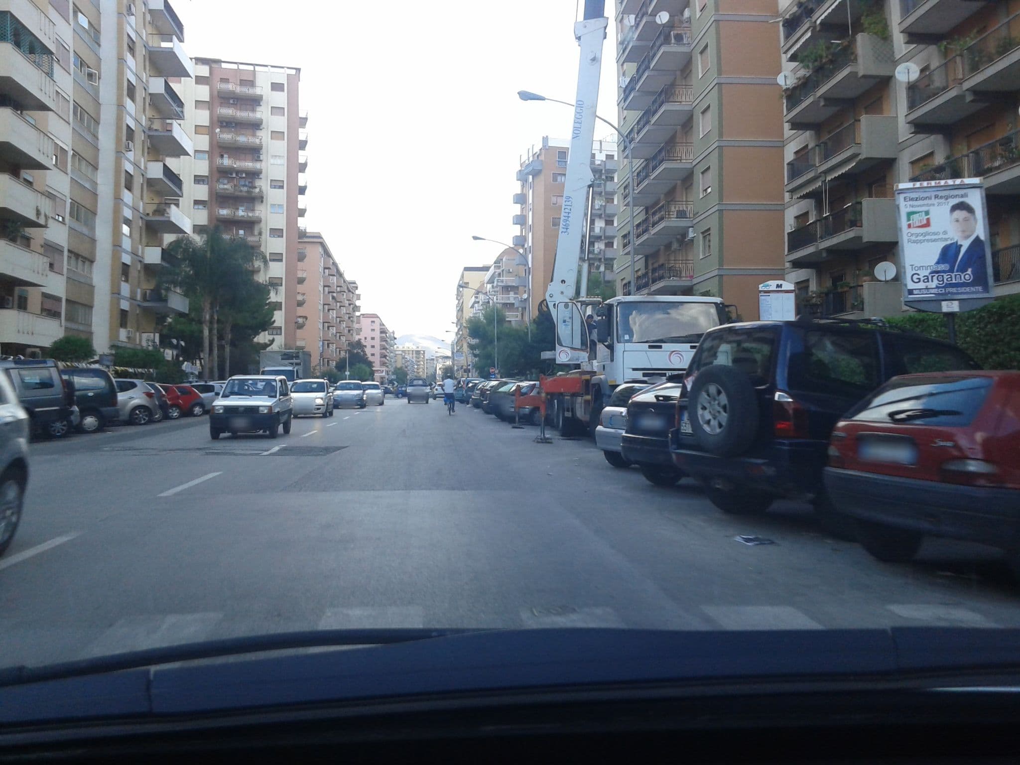 Street view near Appartamento Almagiro, Palermo — © robertoinze (CC BY-SA · Mapillary)