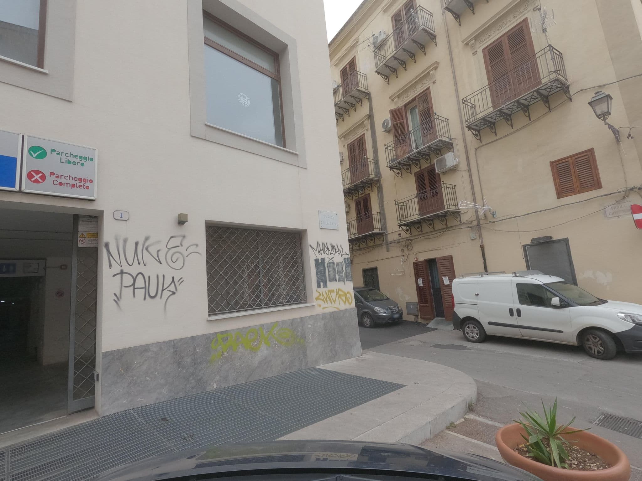 Street view near Casa Sicana, Palermo — © ESTmapper1001 (CC BY-SA · Mapillary)