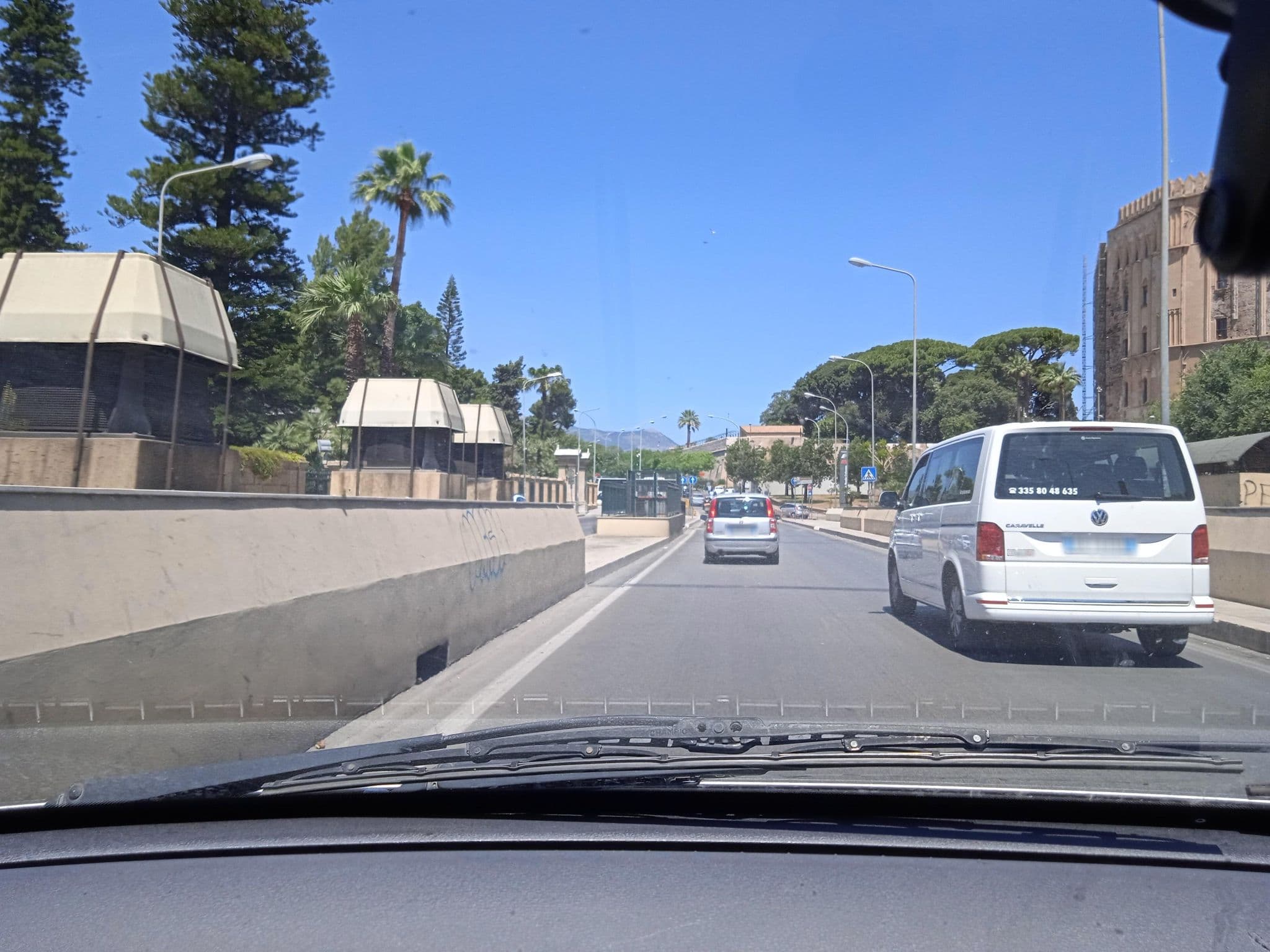 Street view near Casa Vacanze Villa D'Orleans, Palermo — © p8fy9y9fs (CC BY-SA · Mapillary)