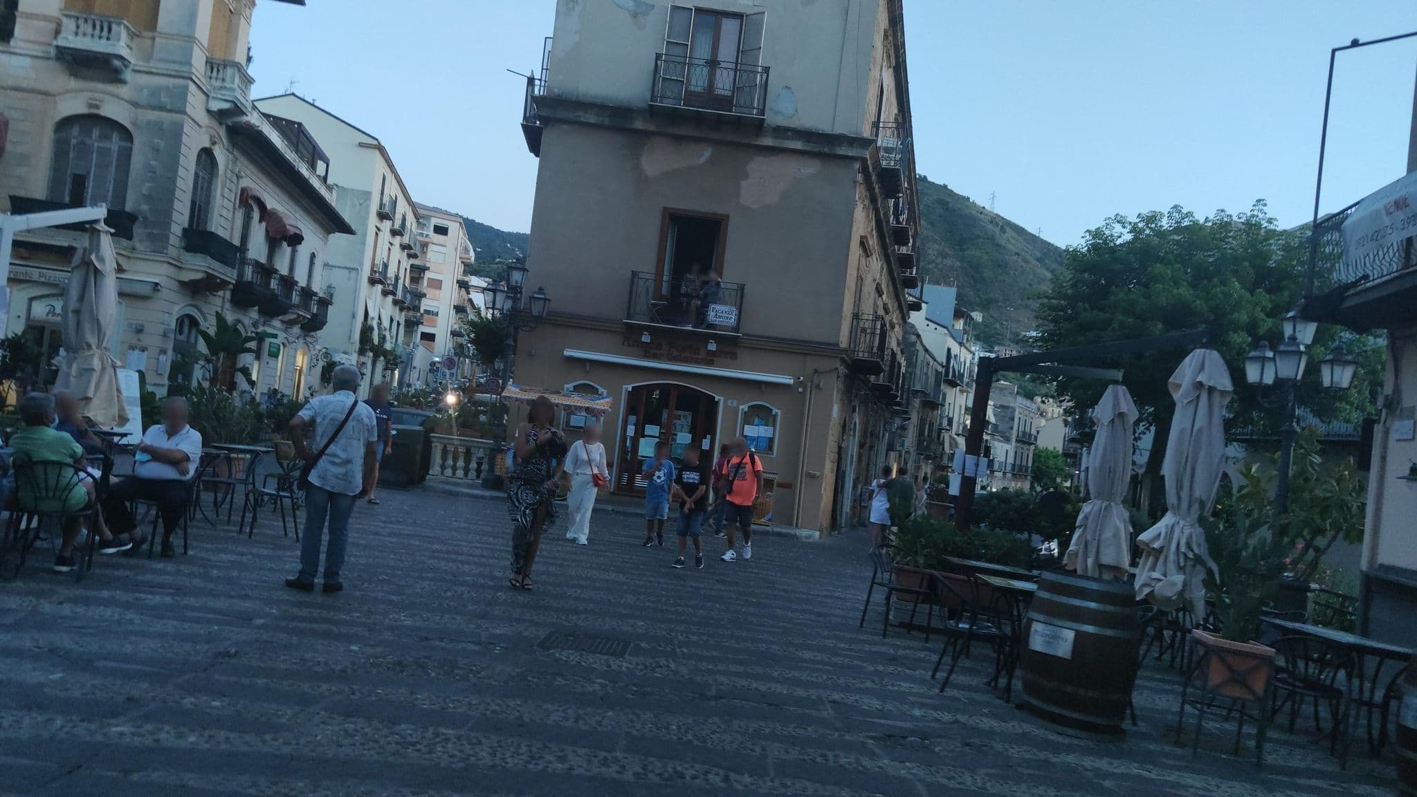 Street view near scirocco beb, Cefalù — © mrey (CC BY-SA · Mapillary)
