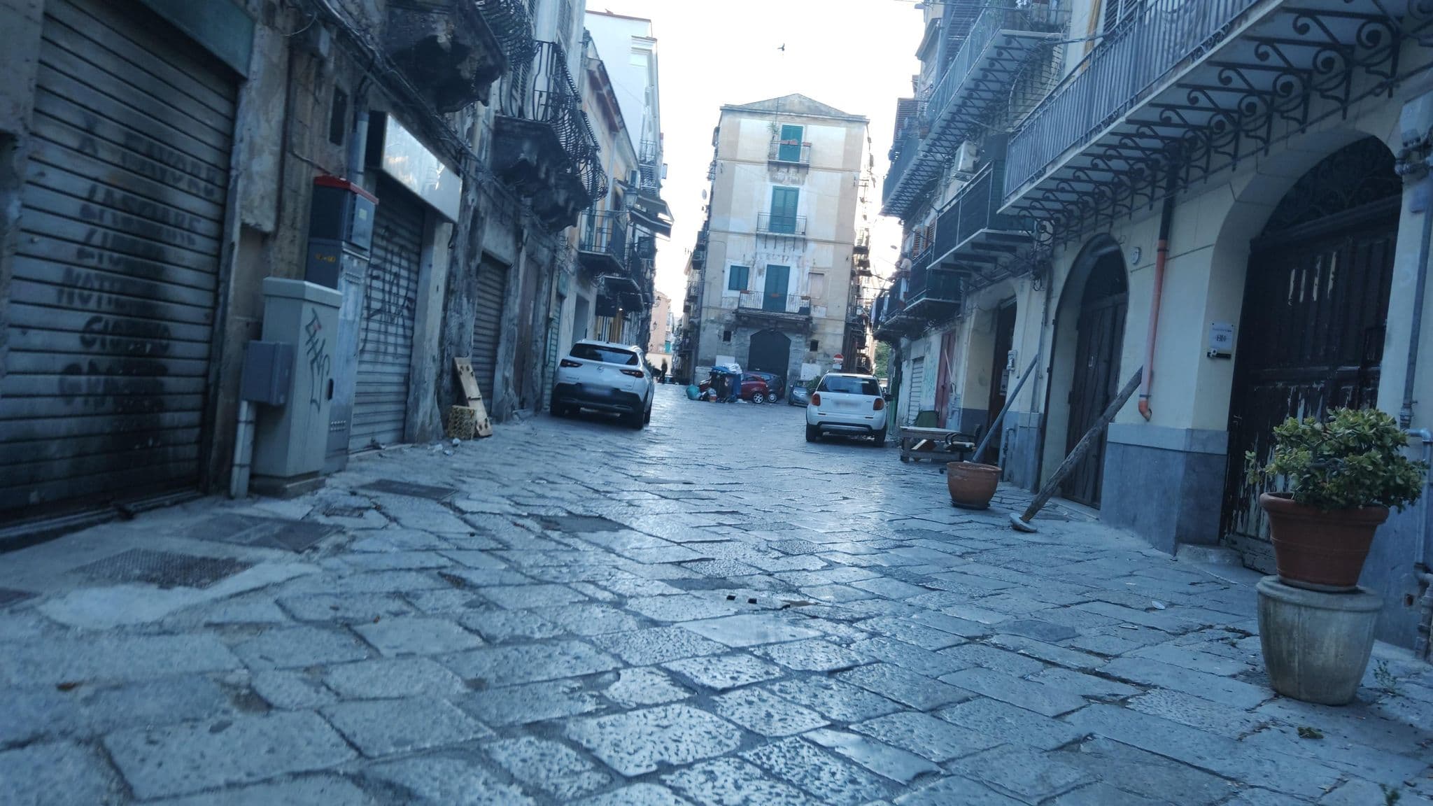 Street view near Ballarò Holiday, Palermo — © mrey (CC BY-SA · Mapillary)