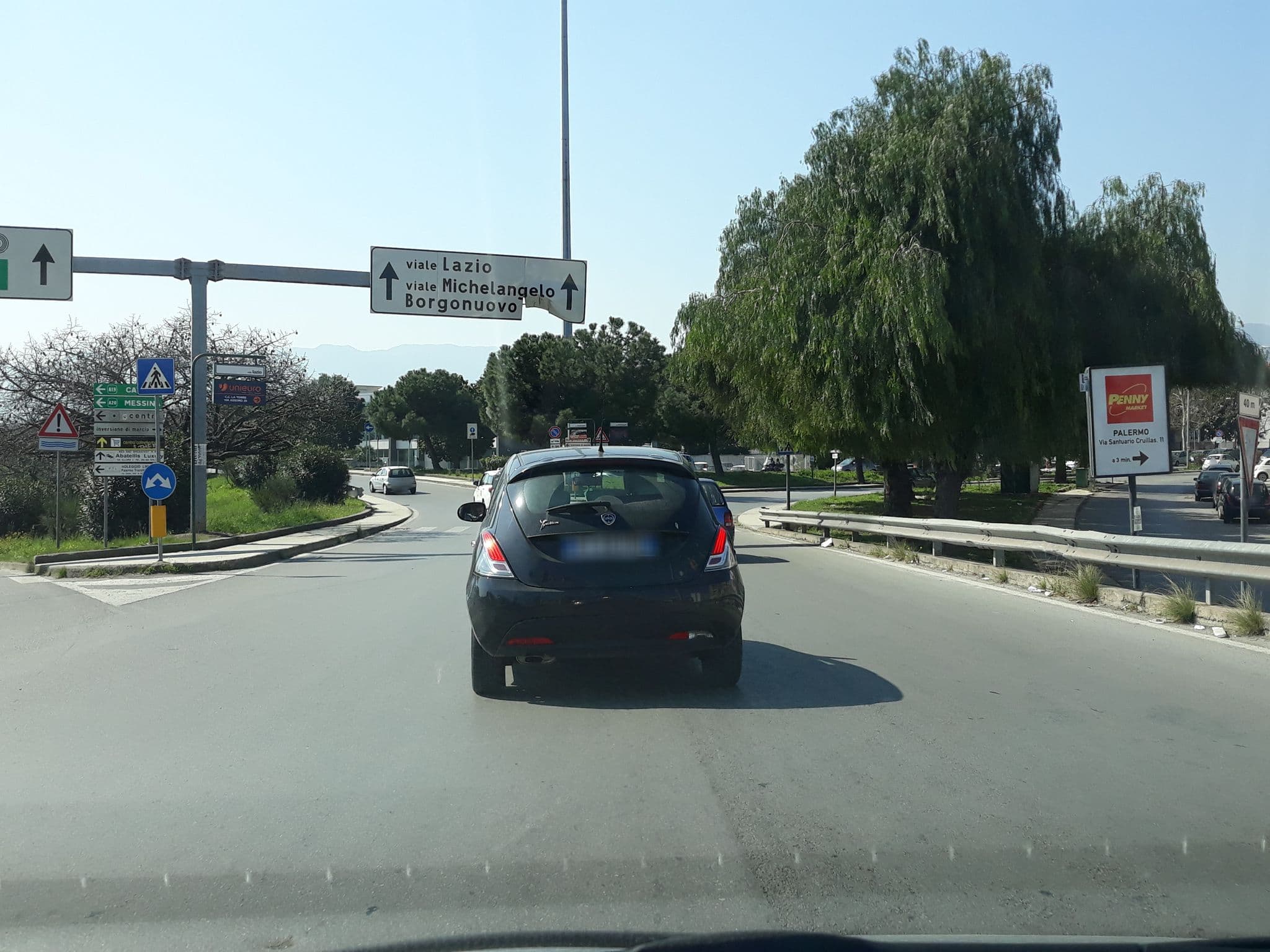 Street view near Dimora del Buongustaio, Palermo — © roberto_inzerillo (CC BY-SA · Mapillary)