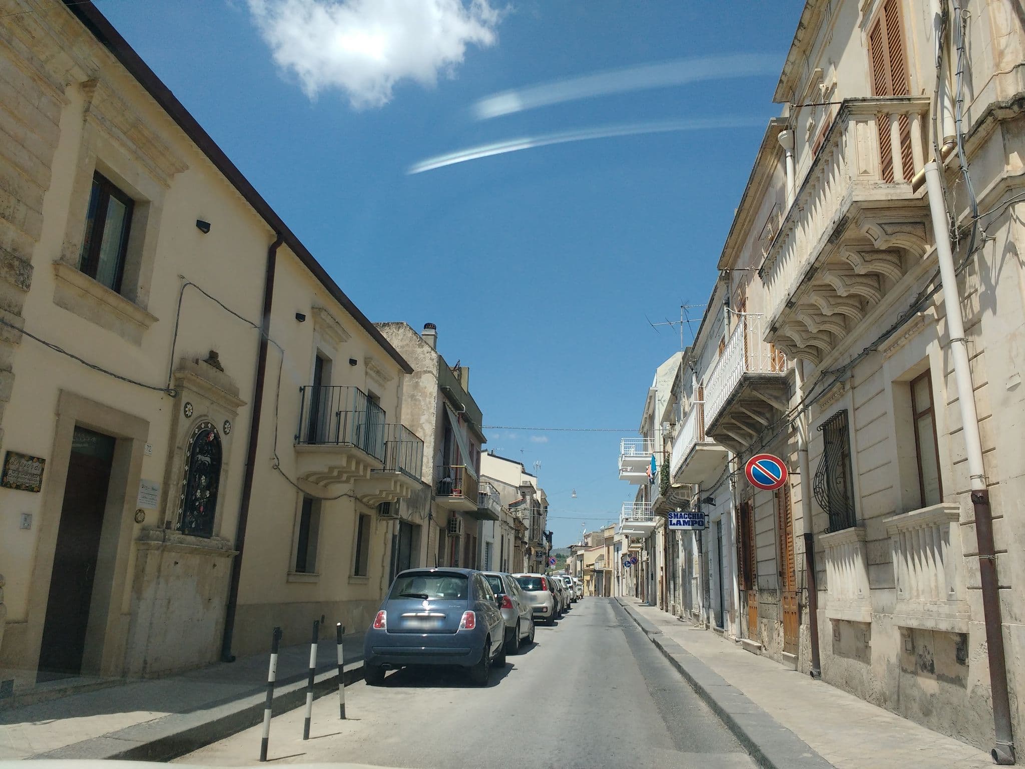 Street view near L'Angolo di San Corrado, Noto — © thetornado76 (CC BY-SA · Mapillary)