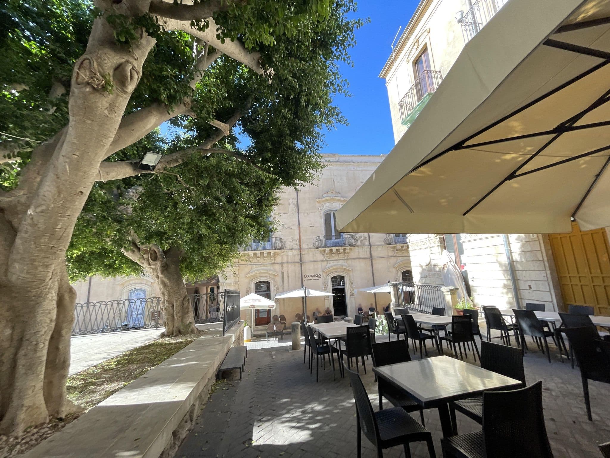 Street view near B&B Novecentosiciliano, Noto — © asturksever (CC BY-SA · Mapillary)