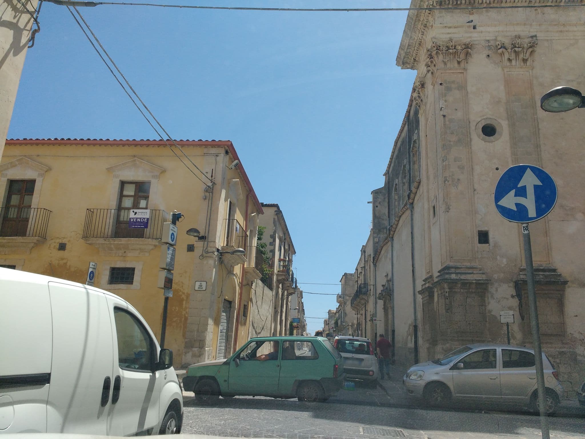 Street view near Casuzza, Noto — © thetornado76 (CC BY-SA · Mapillary)
