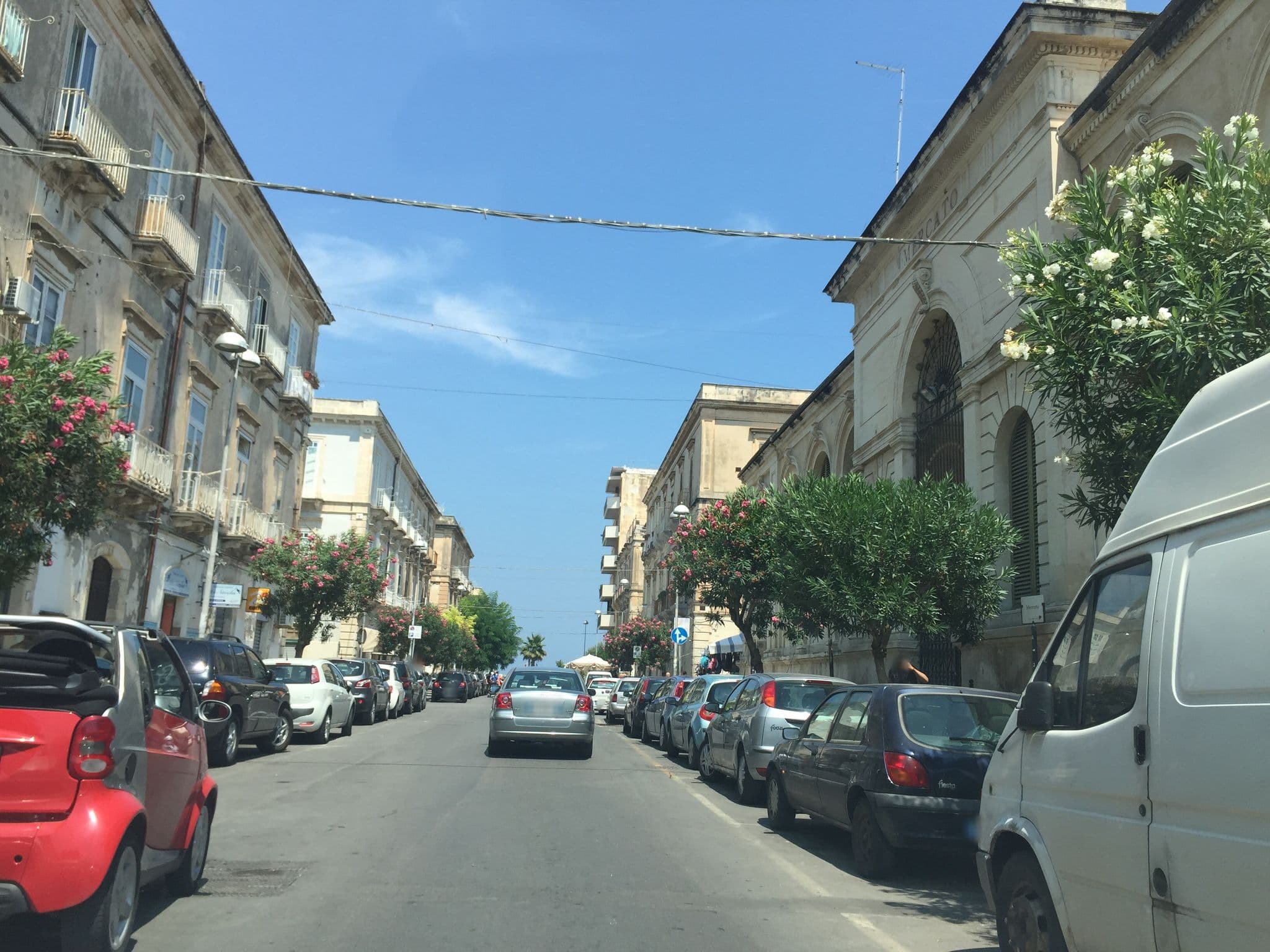 Street view near Sognando Ortigia, Siracusa — © nisselson (CC BY-SA · Mapillary)
