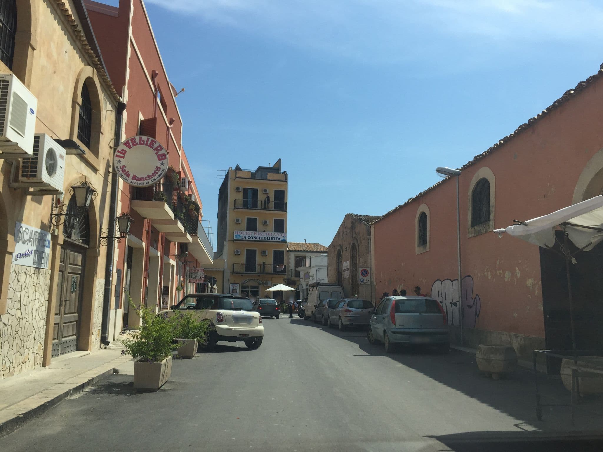 Street view near Il Veliero, Pachino — © nisselson (CC BY-SA · Mapillary)