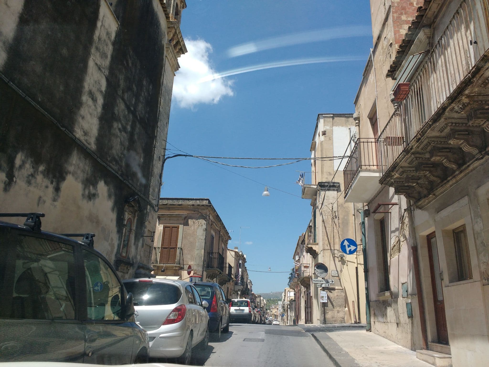 Street view near Donna Maddalena, Noto — © thetornado76 (CC BY-SA · Mapillary)