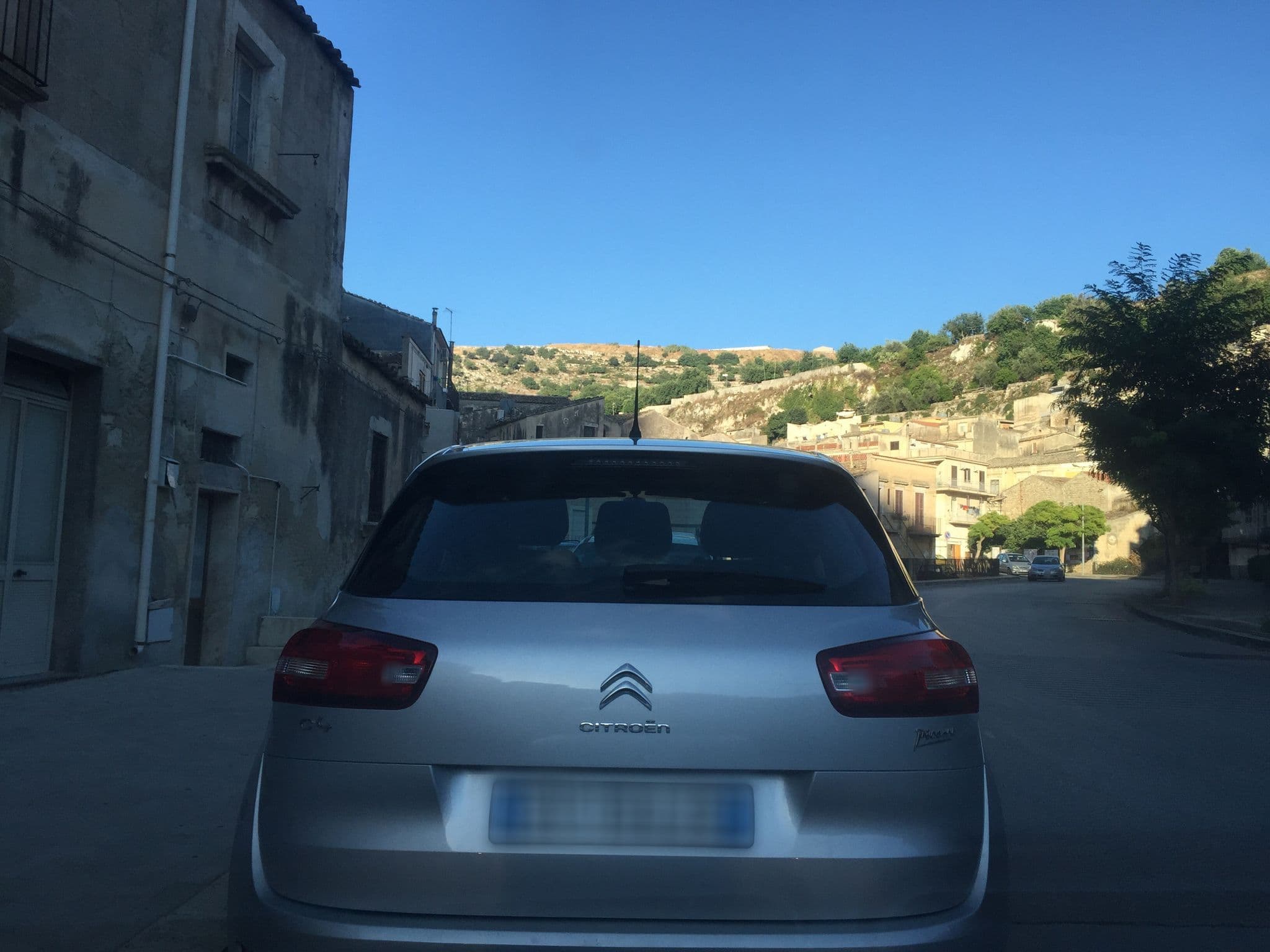 Street view near Casa MaFaCò, Modica — © nisselson (CC BY-SA · Mapillary)