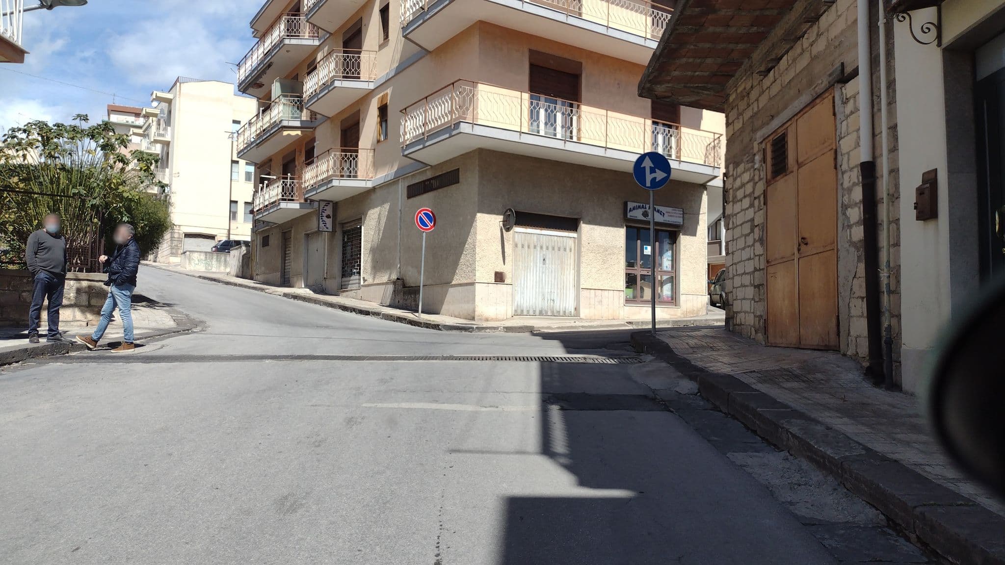 Street view near B&B Gelsomino, Noto — © notobiene (CC BY-SA · Mapillary)