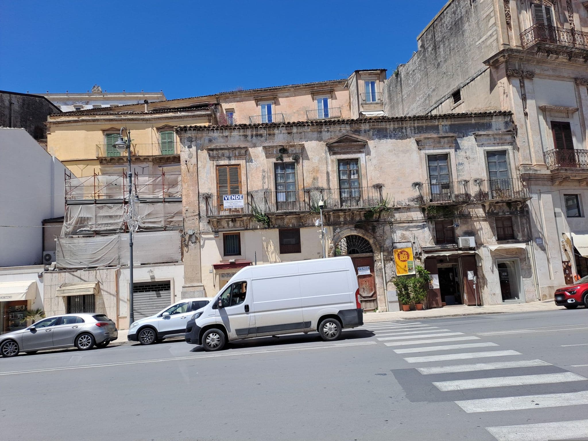 Street view near Villa Teresa, Modica — © Che77 (CC BY-SA · Mapillary)