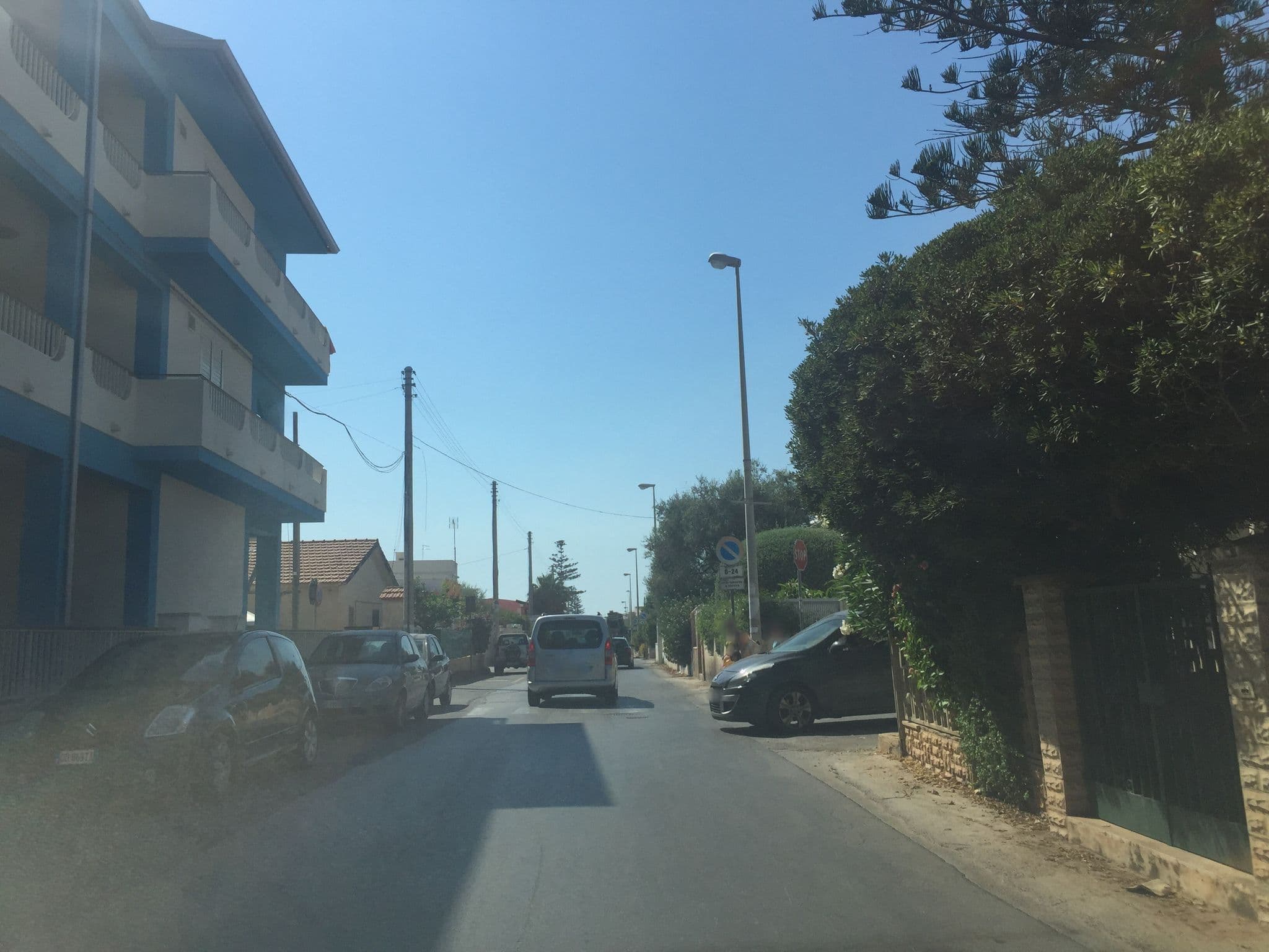 Street view near Case Costa Iblea, Marina di Ragusa — © nisselson (CC BY-SA · Mapillary)